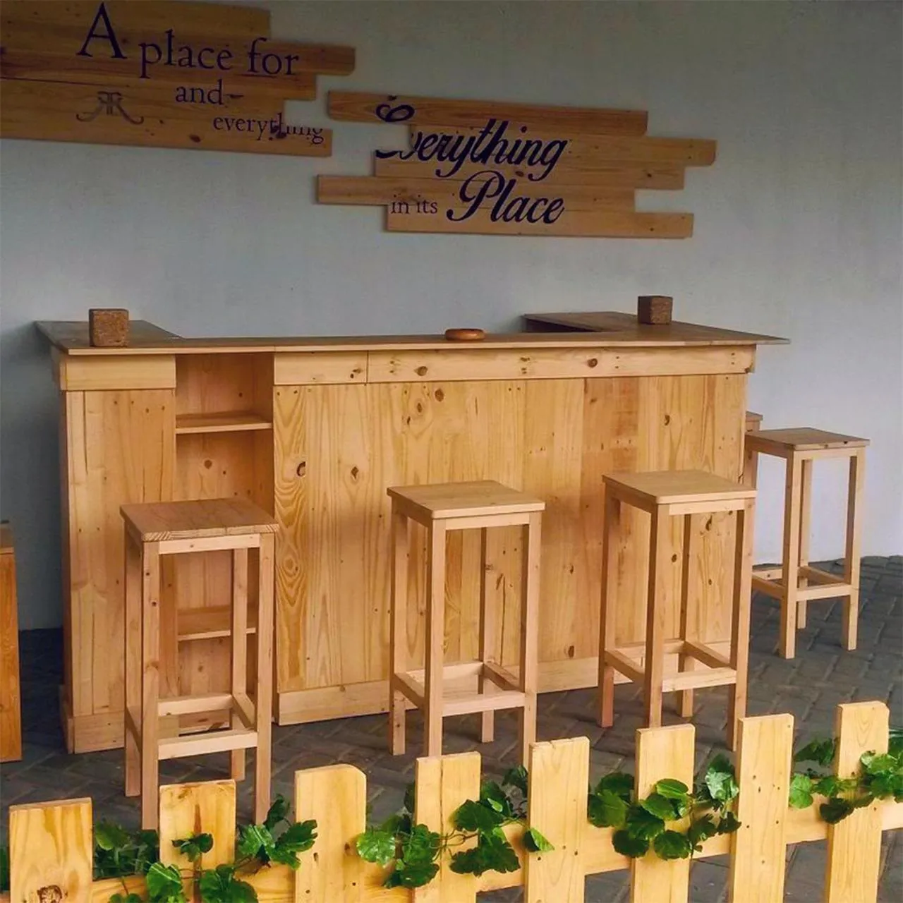 Lounge or bar in Rumah Roso Homestay