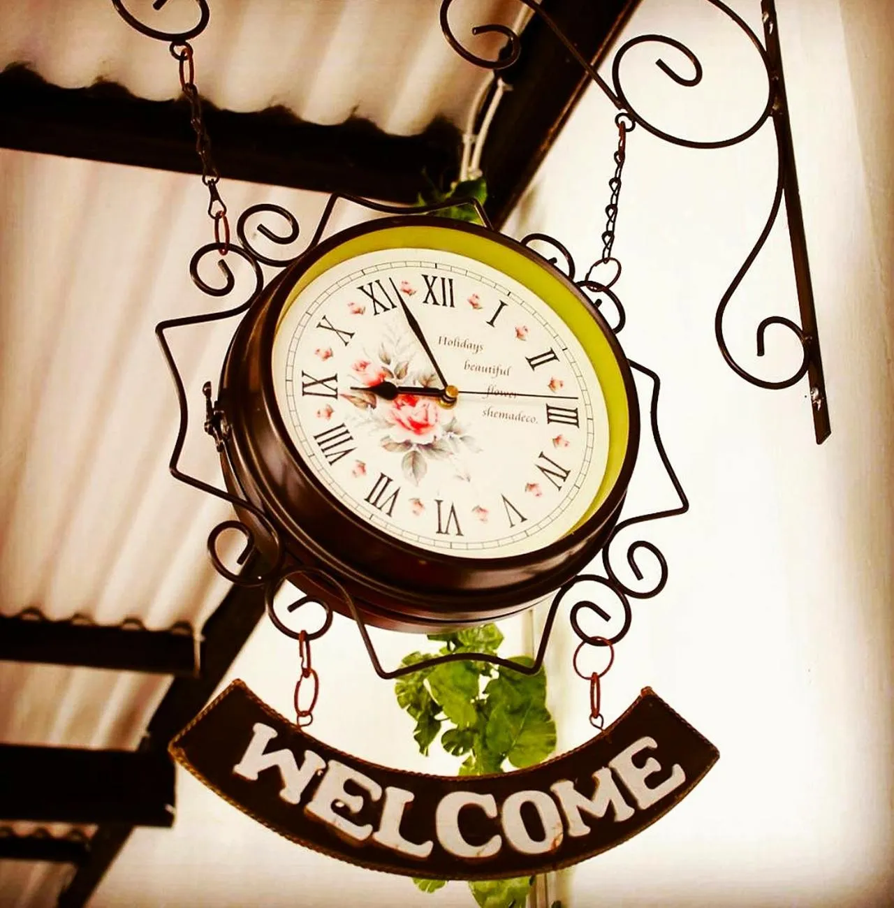 Property building in Rumah Roso Homestay