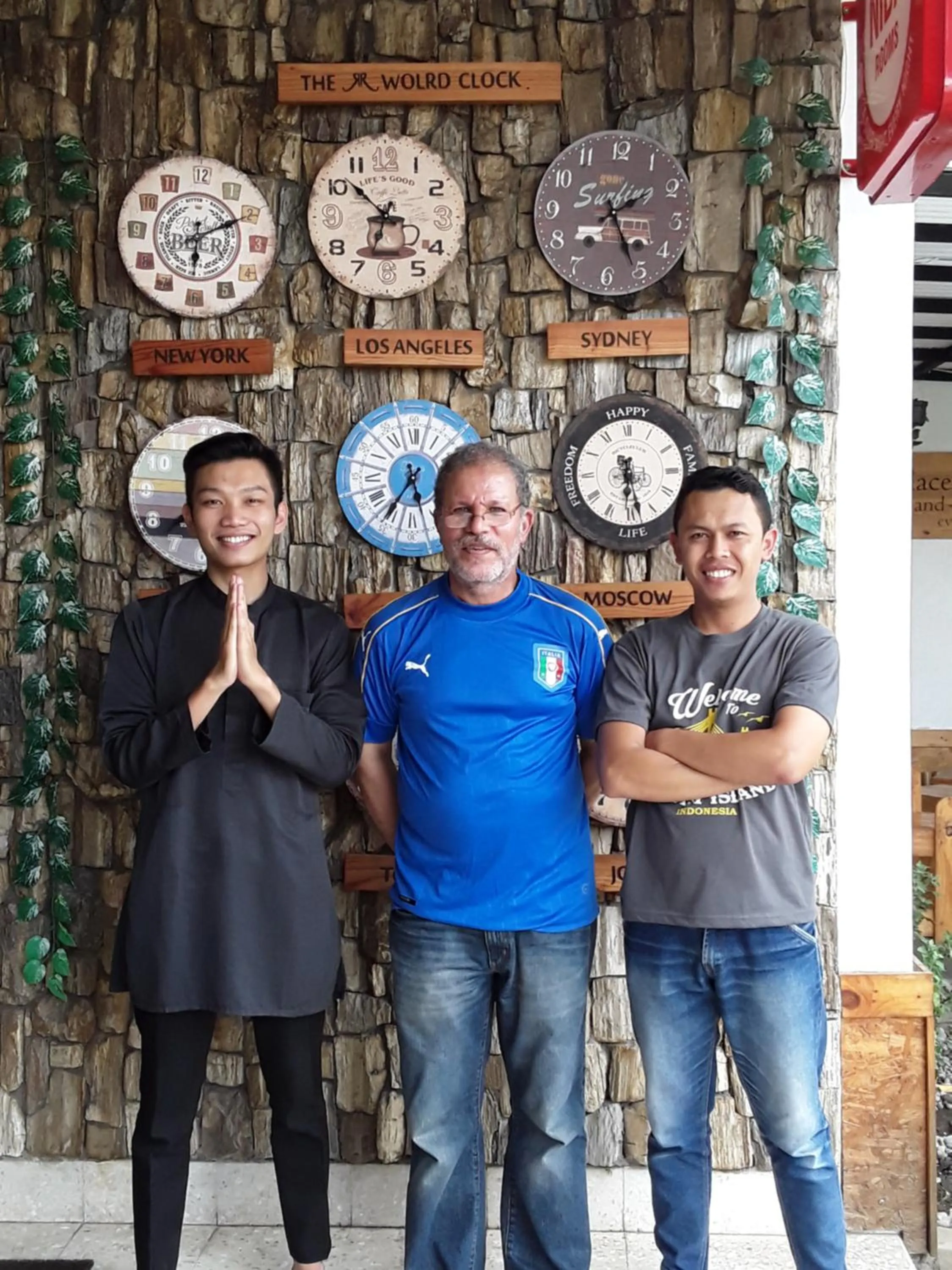 People in Rumah Roso Homestay