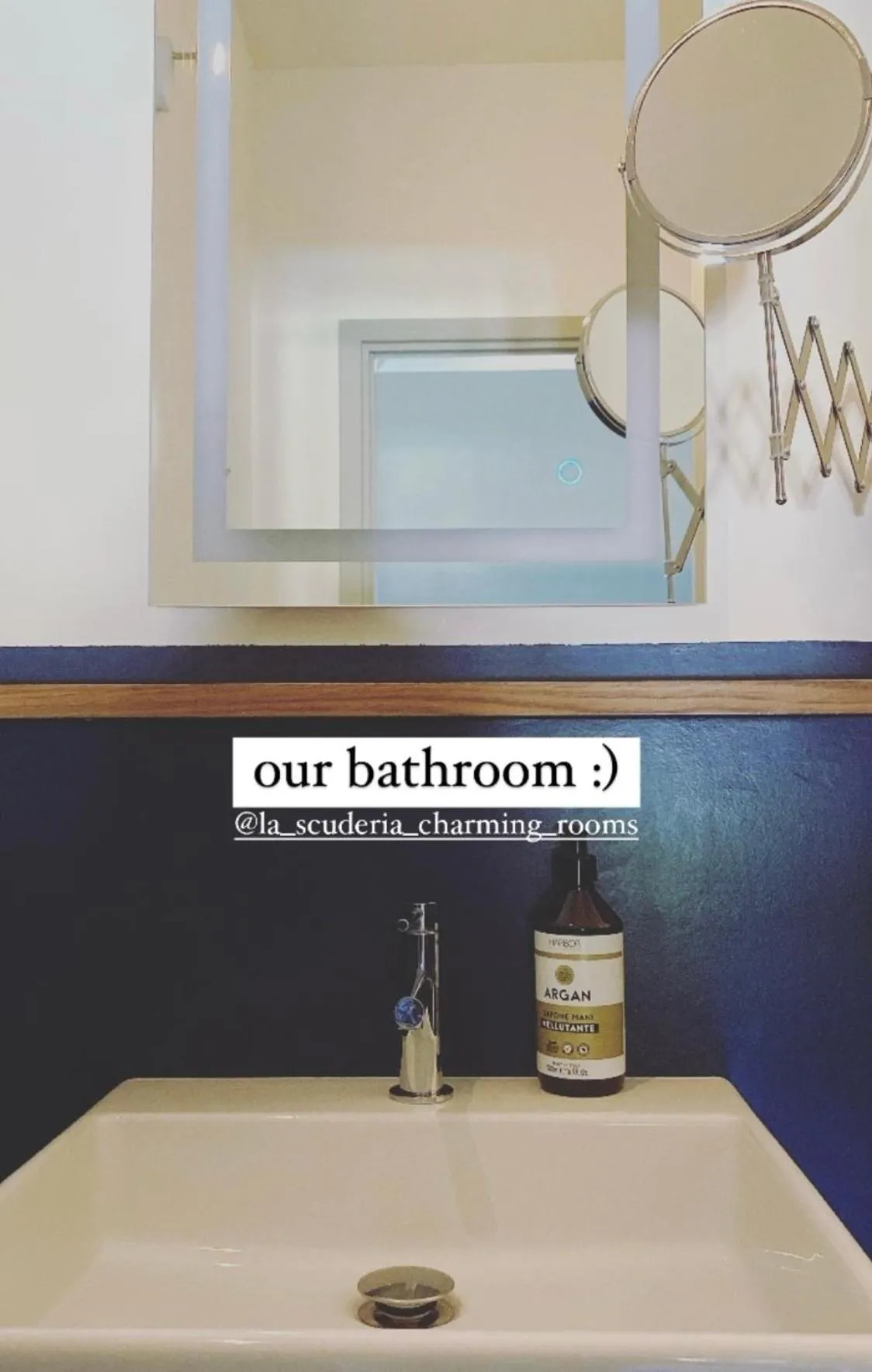 Bathroom in La Scuderia Charming Rooms b&b