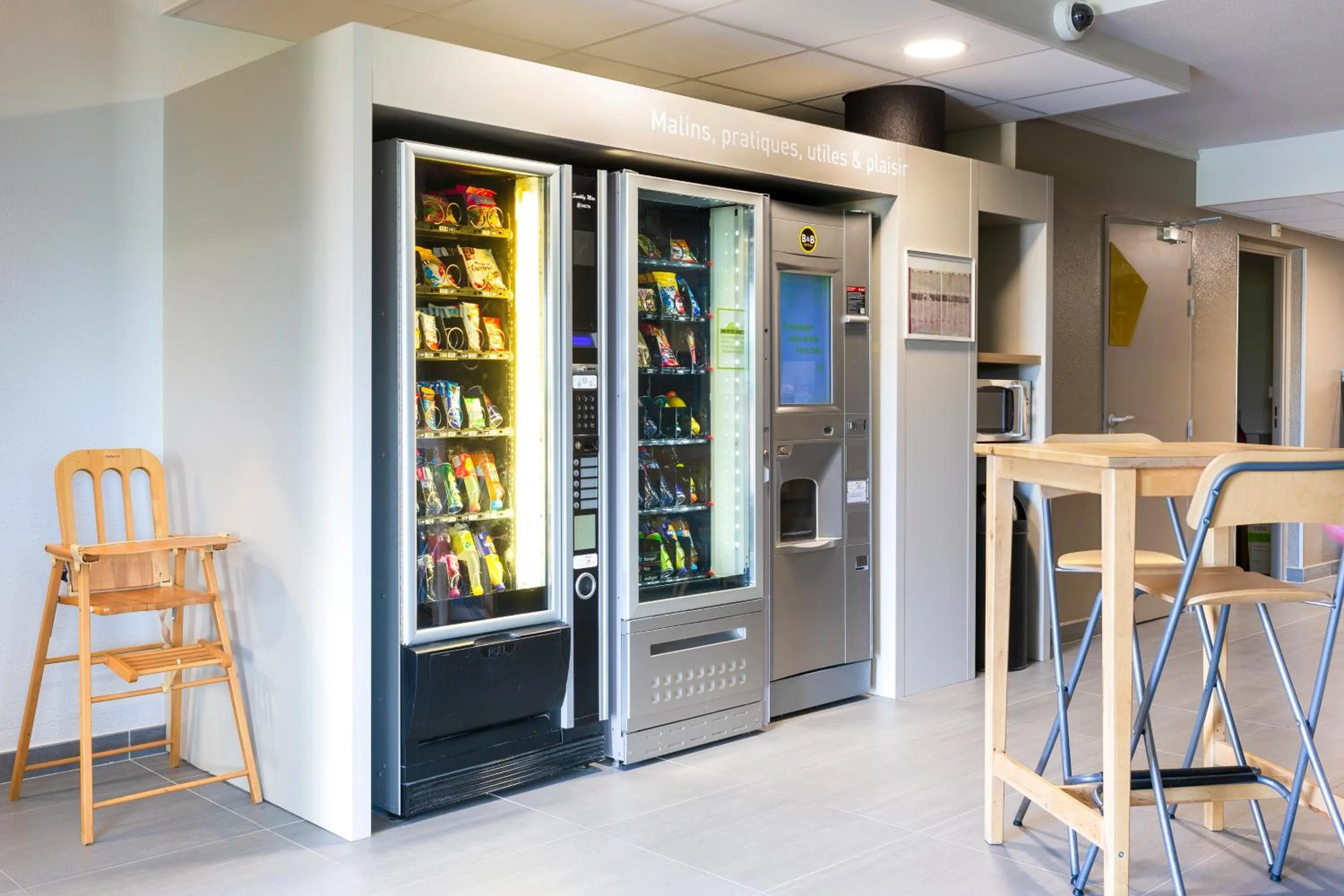 Food and drinks in B&B HOTEL Valence Sud