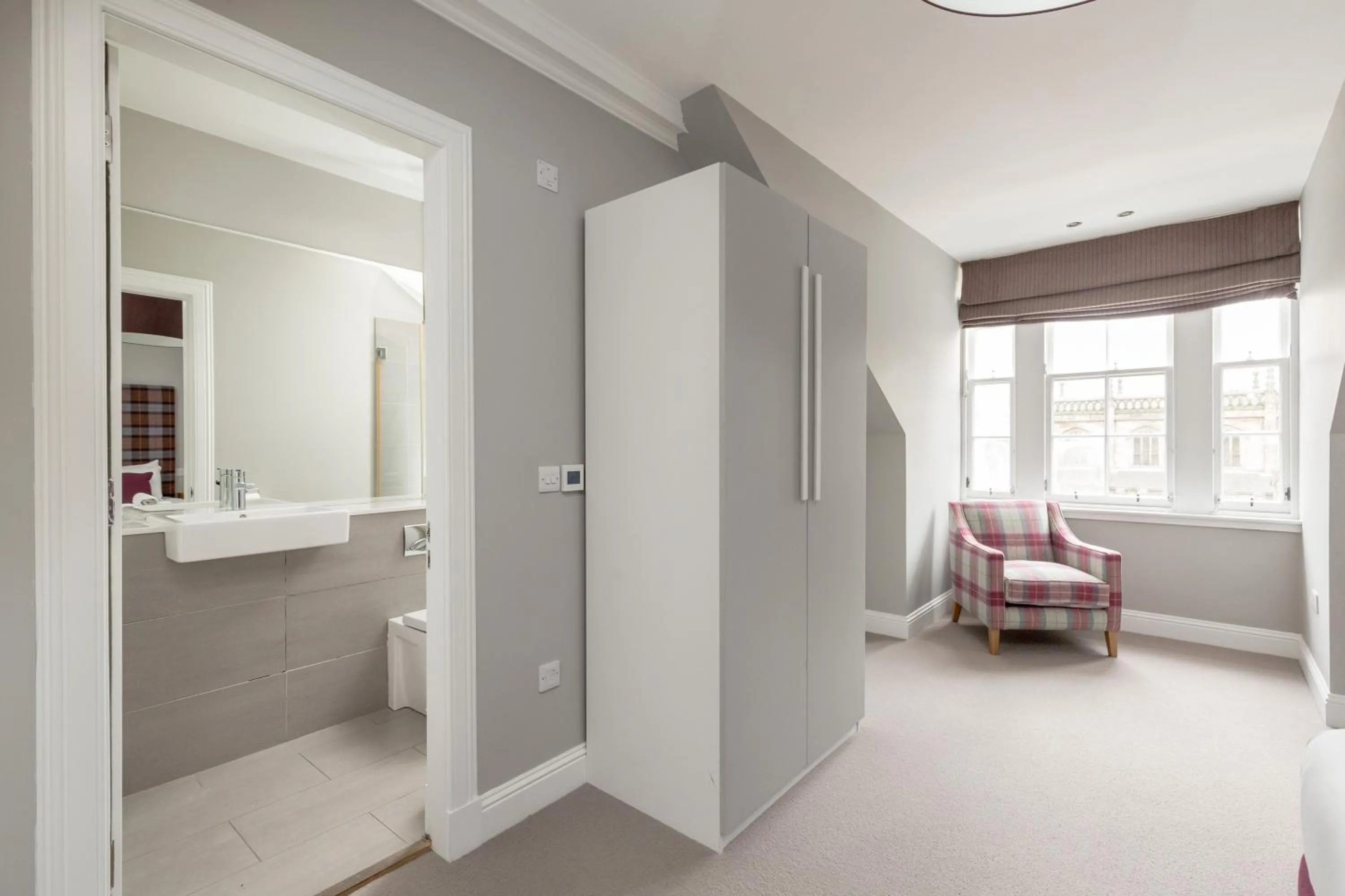 Destiny Scotland - Princes Street Residence