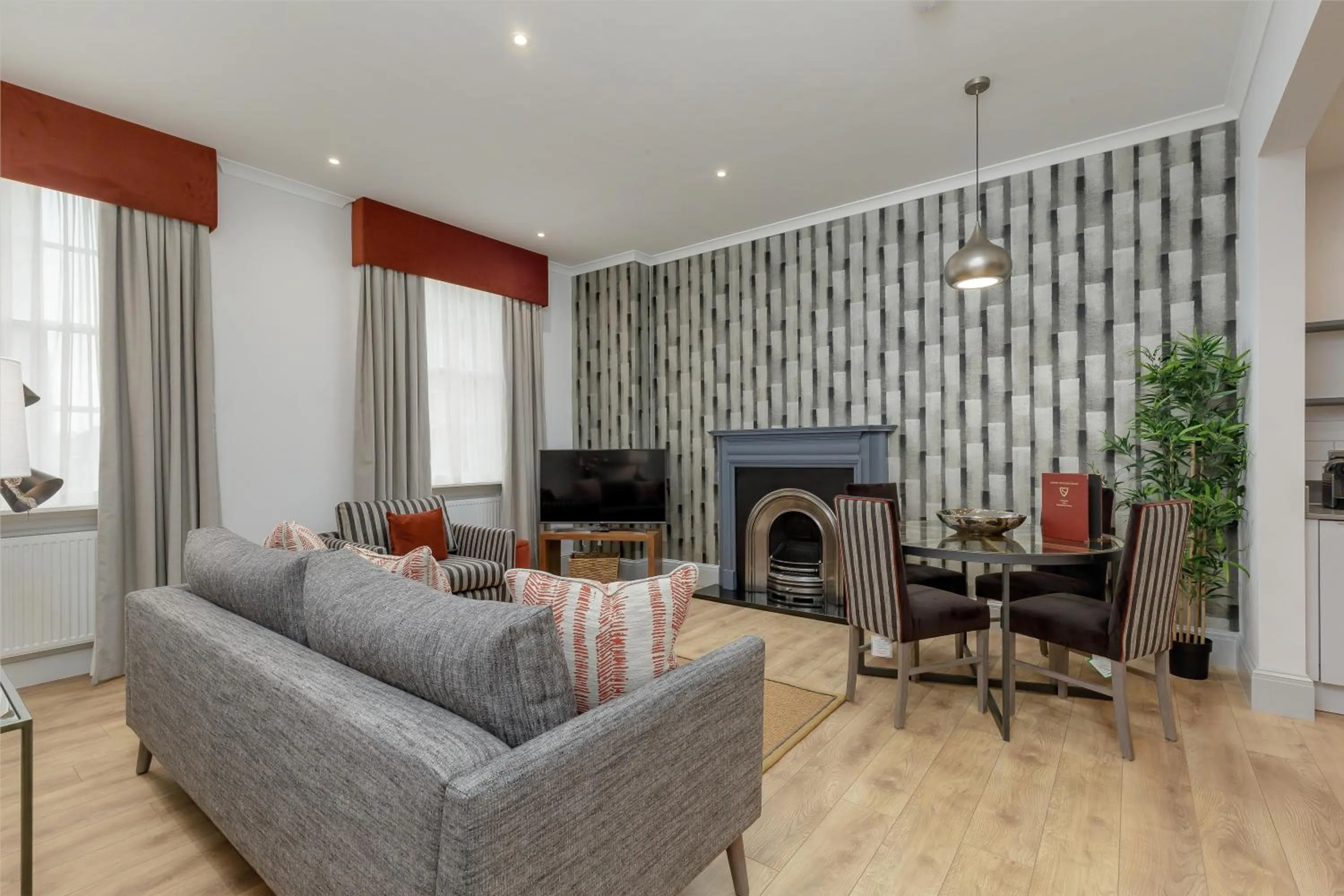 Destiny Scotland - Princes Street Residence