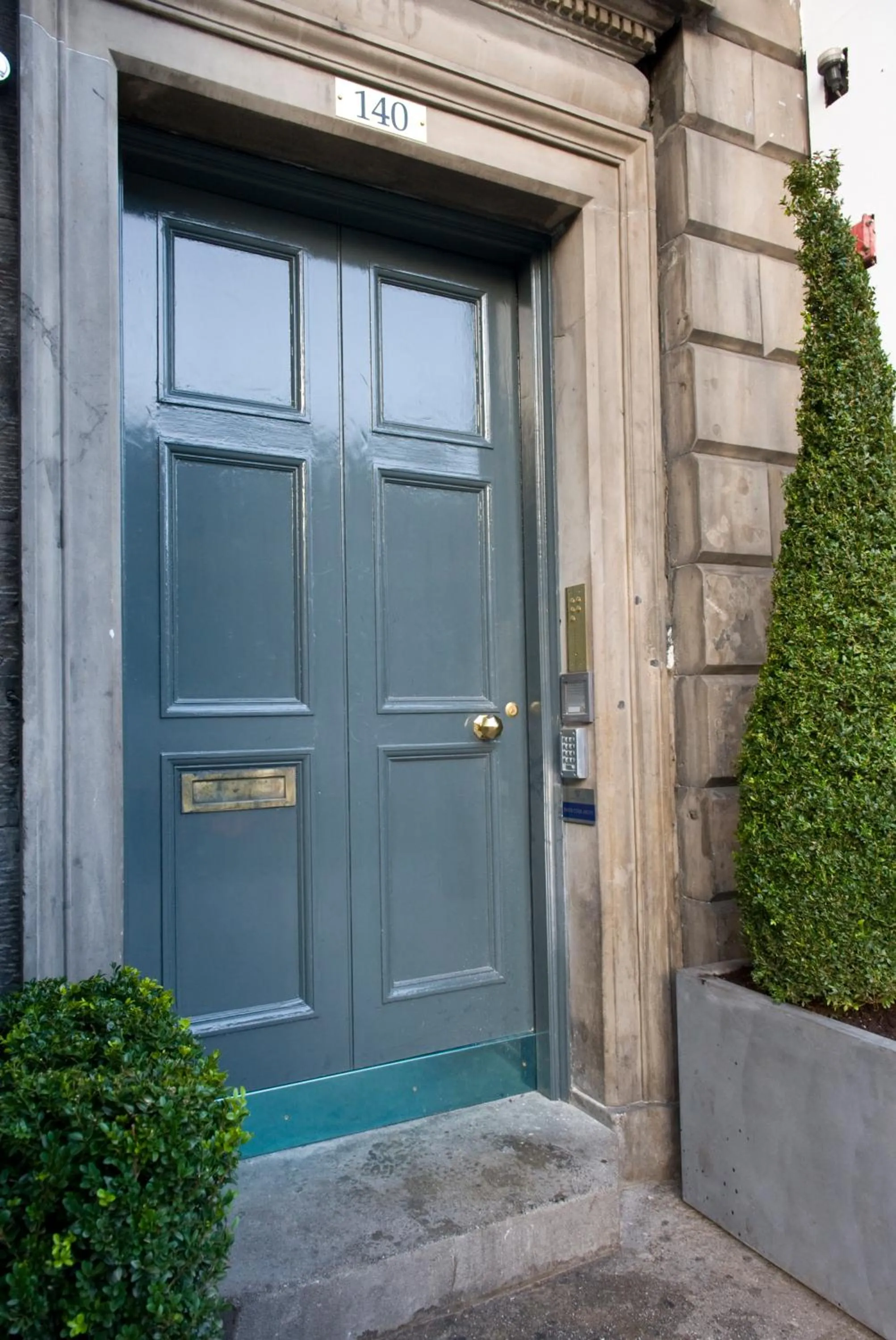 Facade/entrance in Destiny Scotland - Princes Street Residence