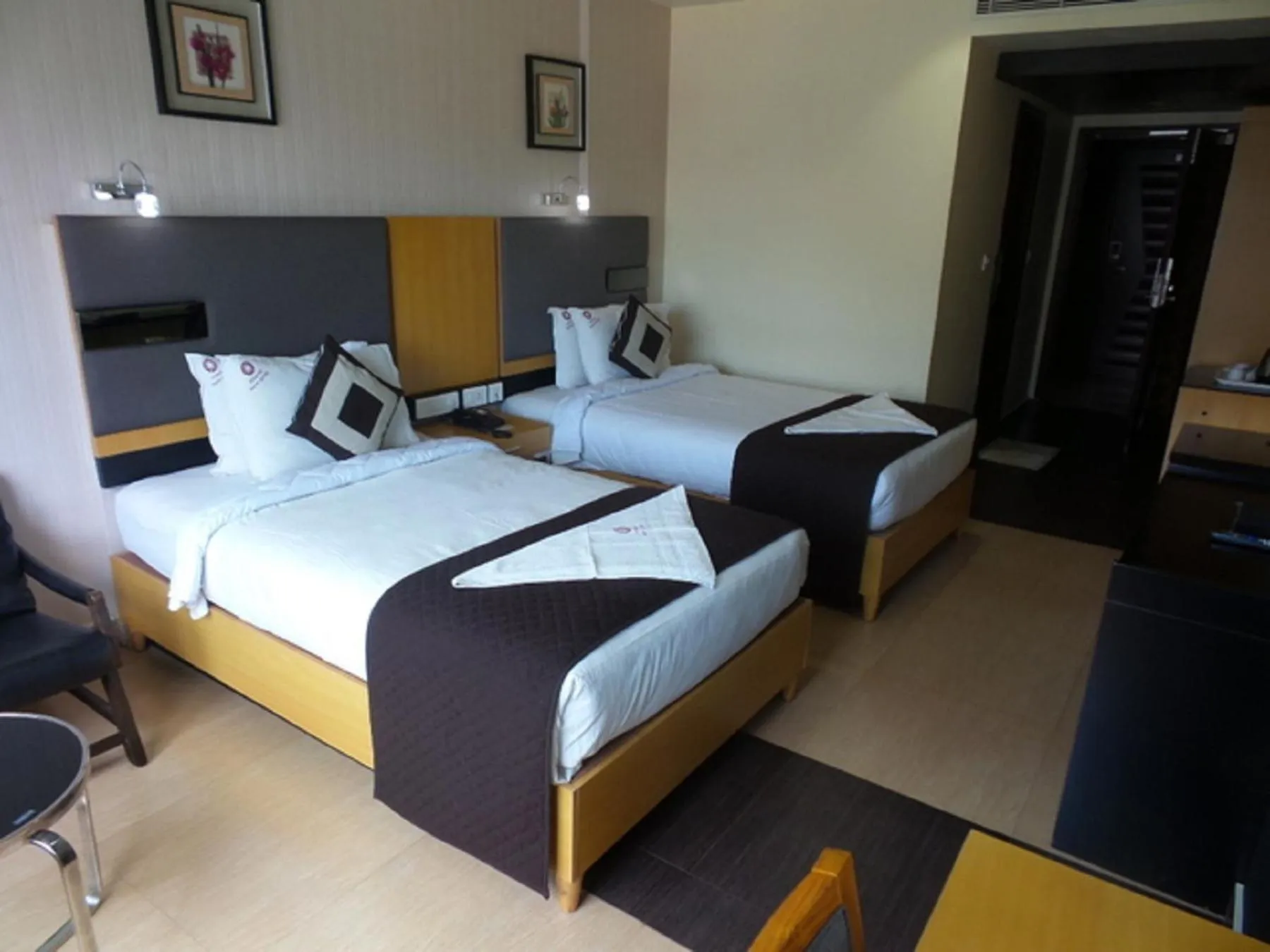 Living room, Bed in Mayas Kem Pride A Group of hotel Mayas