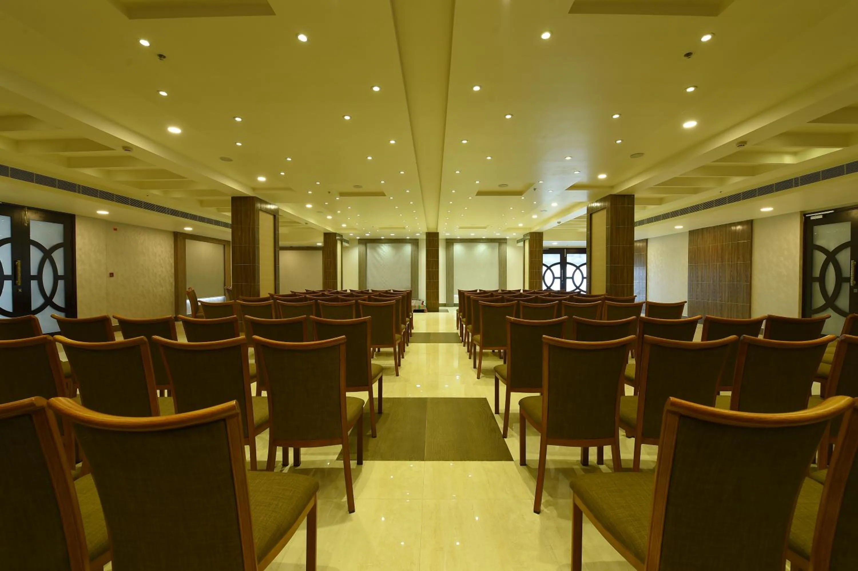 Business facilities in Mayas Kem Pride A Group of hotel Mayas
