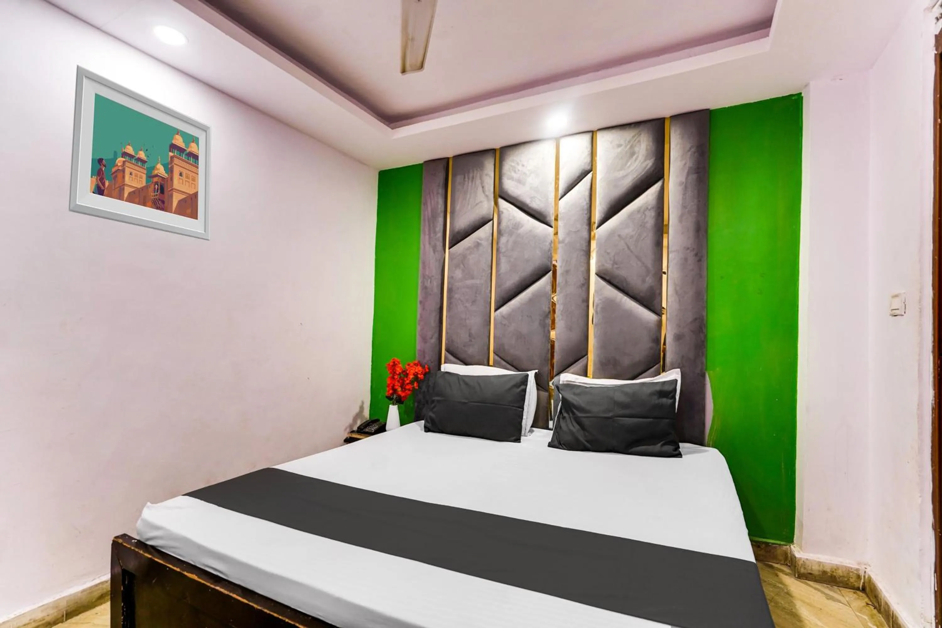Bedroom in Hotel O PP RESIDENCY