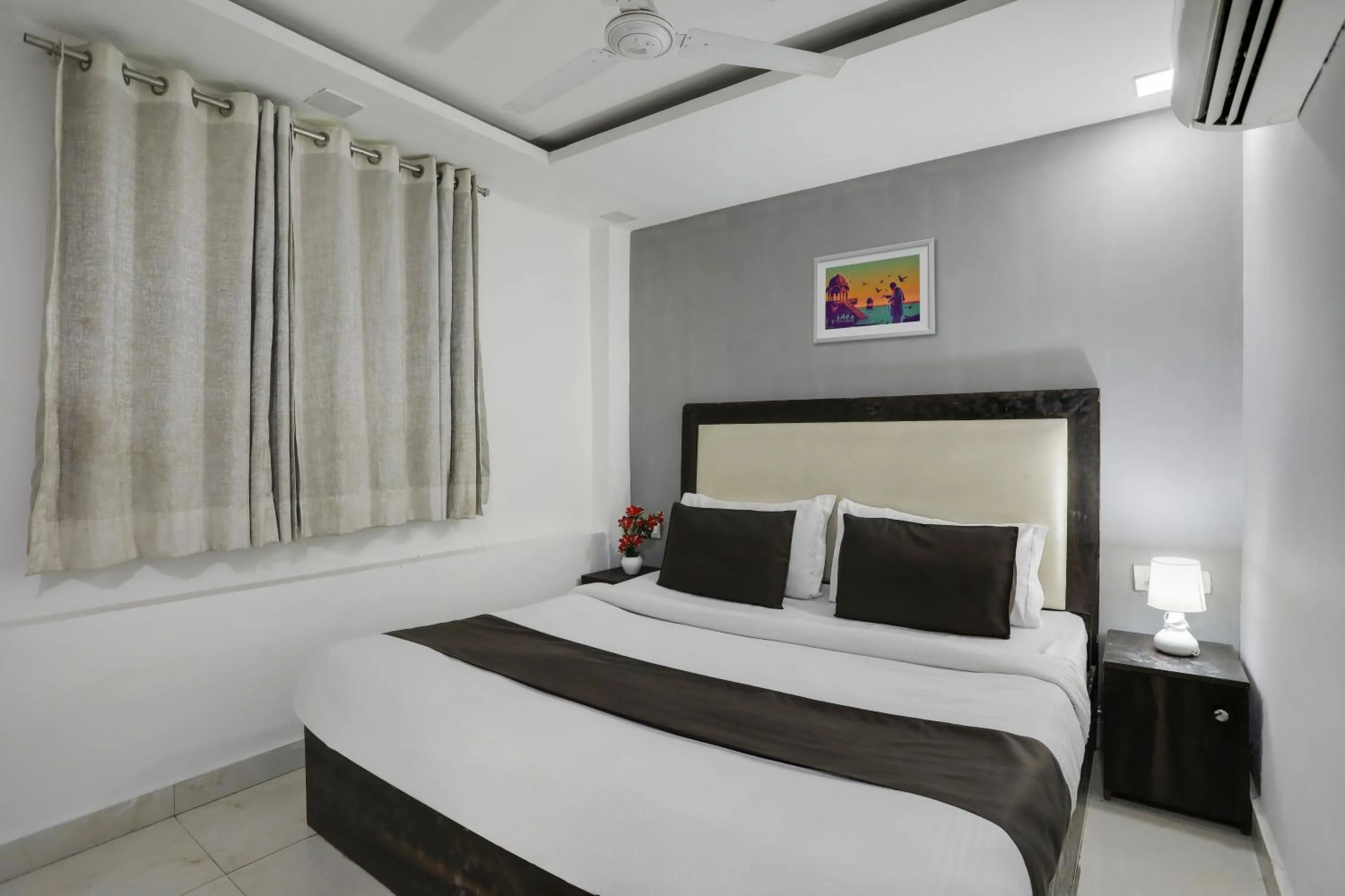 Bed in Super Hotel O Mannat Near Lotus Temple