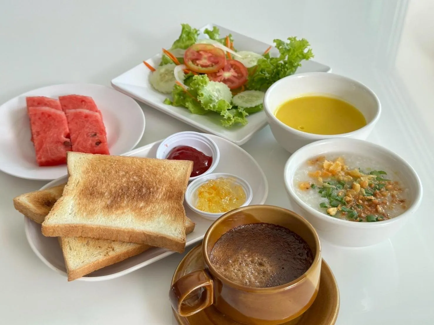 Breakfast in Rattana View