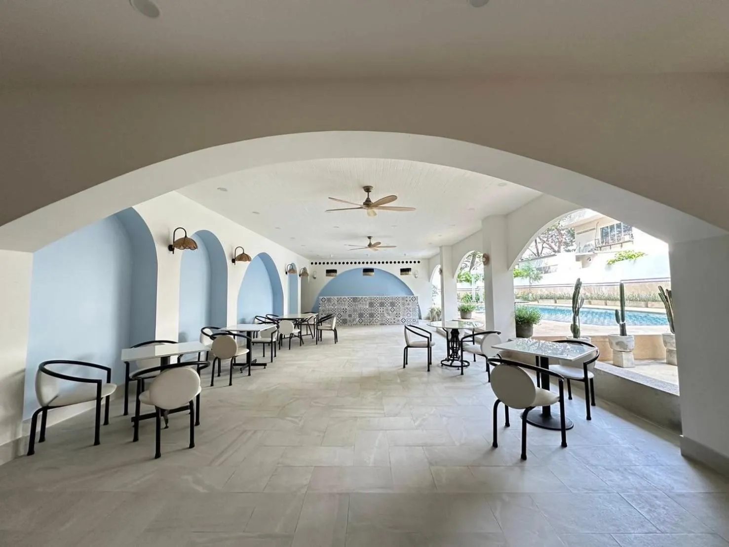 Swimming pool in Rattana View