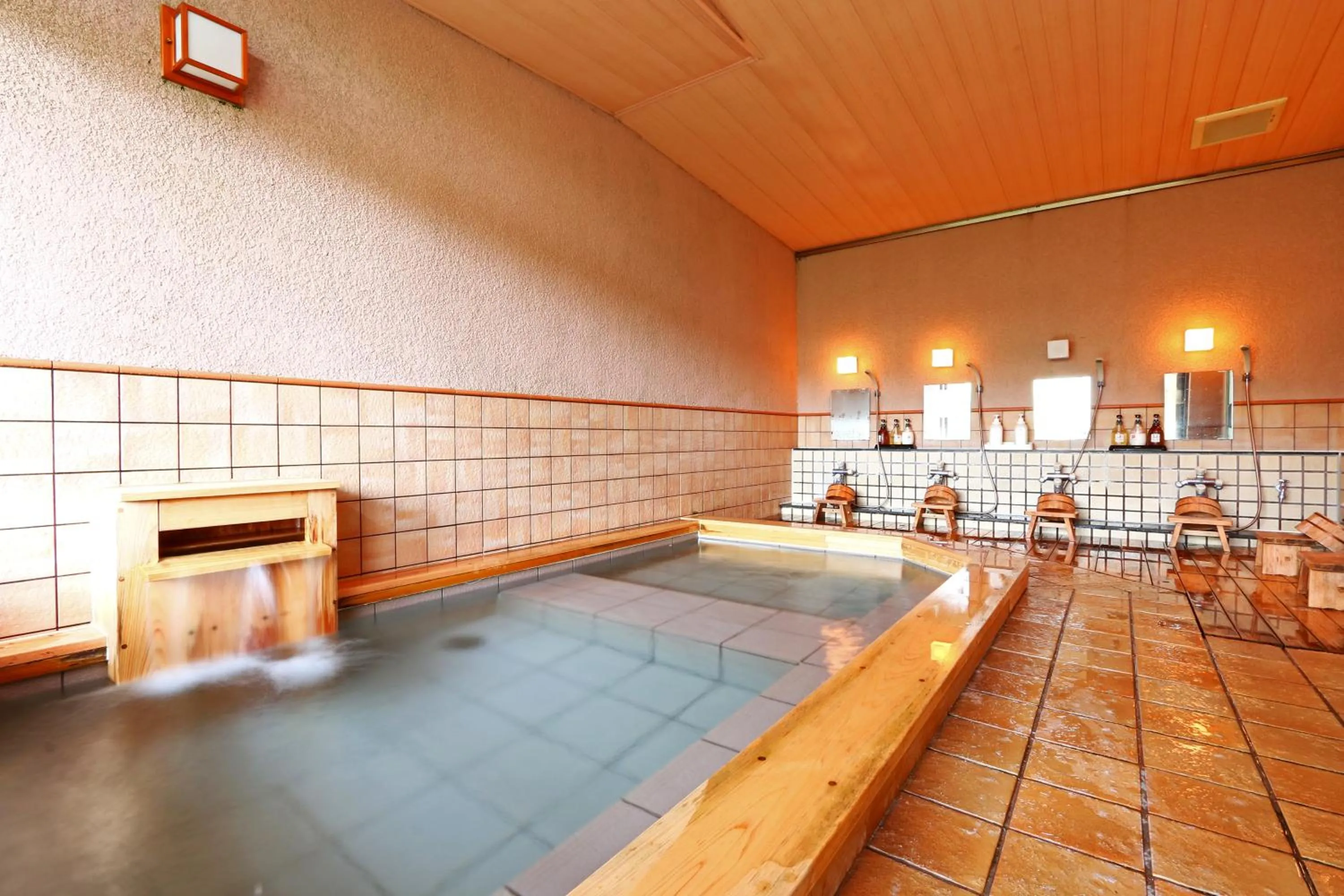 Hot Spring Bath in Hounkan