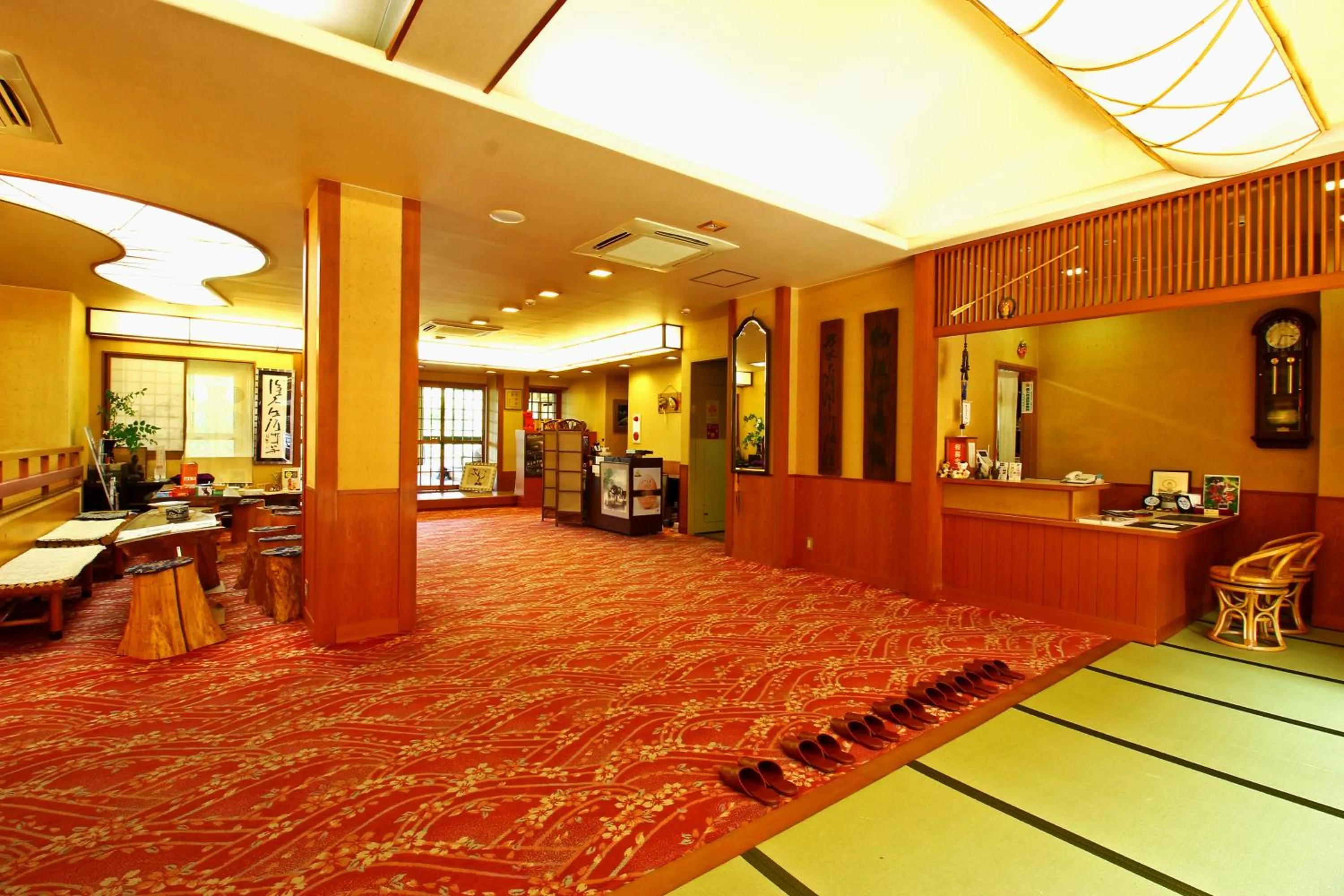 Lobby or reception in Hounkan