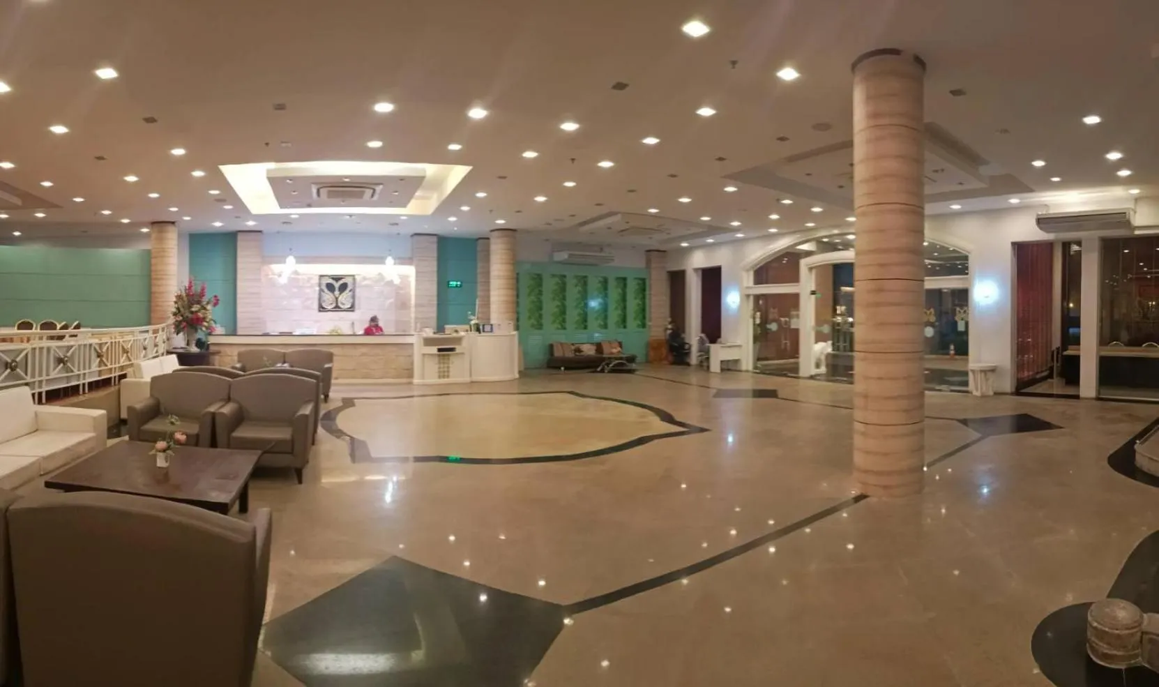 Lobby or reception in Mayflower Grande Hotel Phitsanulok