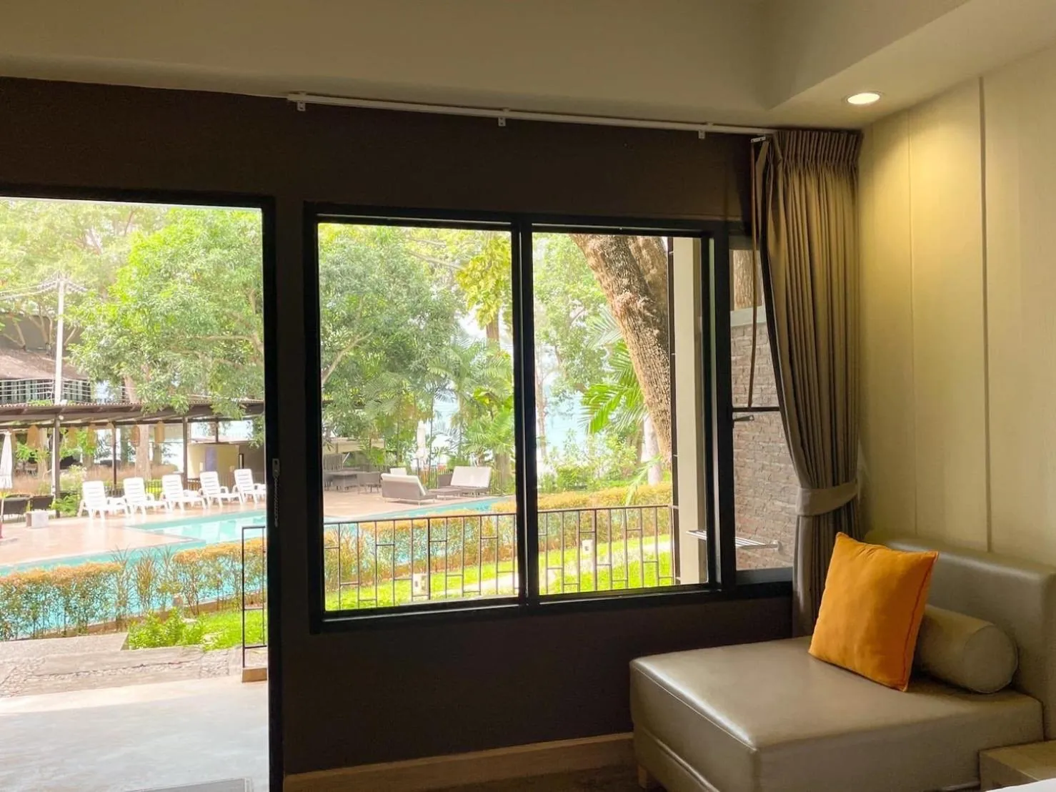 Pool view in Samed Hideaway Resort