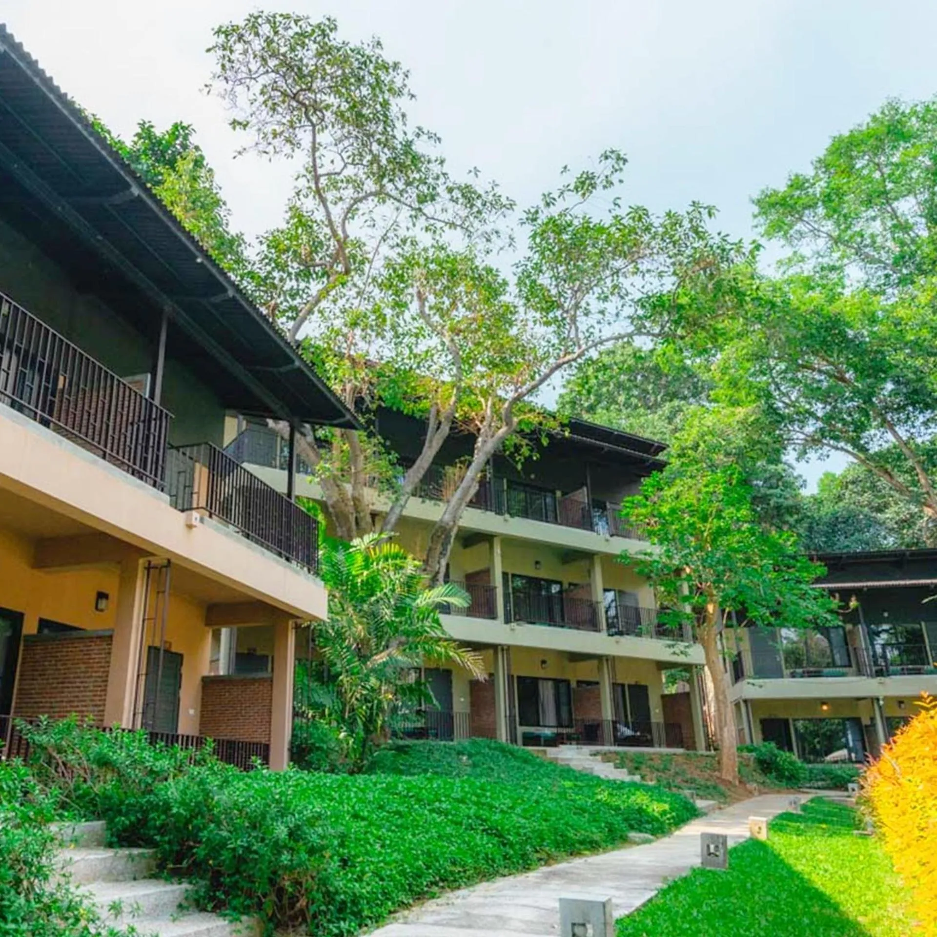 Property building in Samed Hideaway Resort