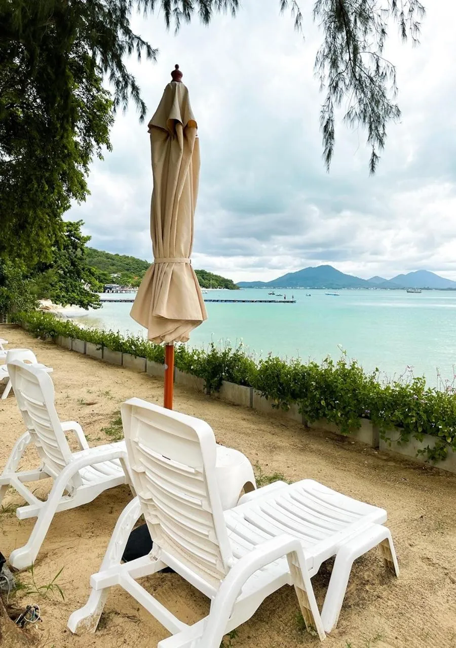 Beach in Samed Hideaway Resort