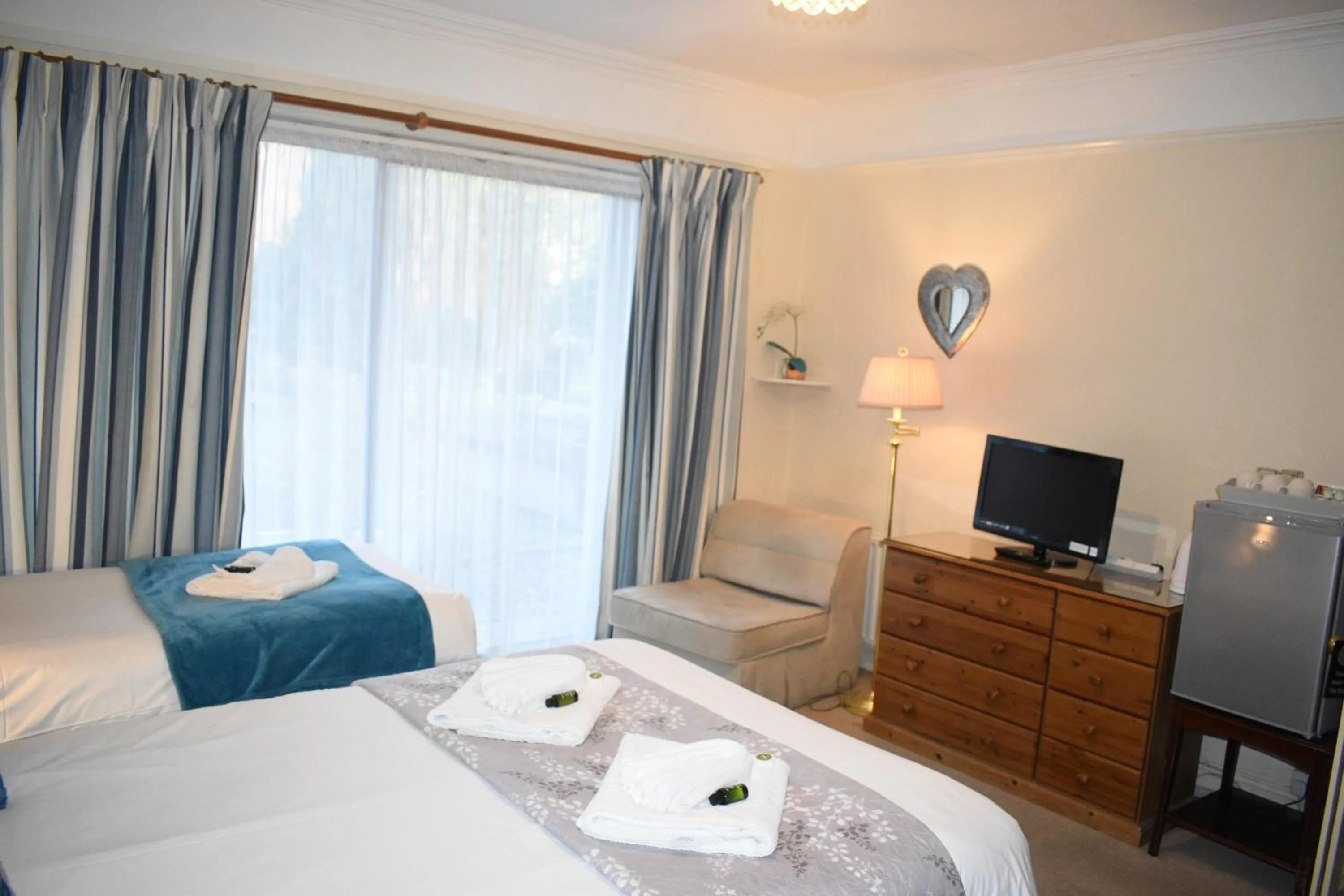 Bed in Pickwicks Guest House