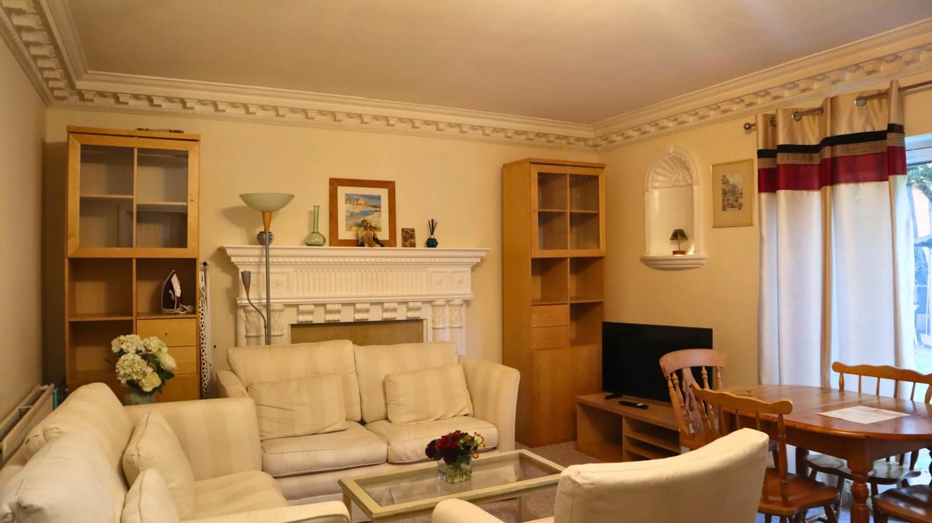 Lounge or bar in Pickwicks Guest House