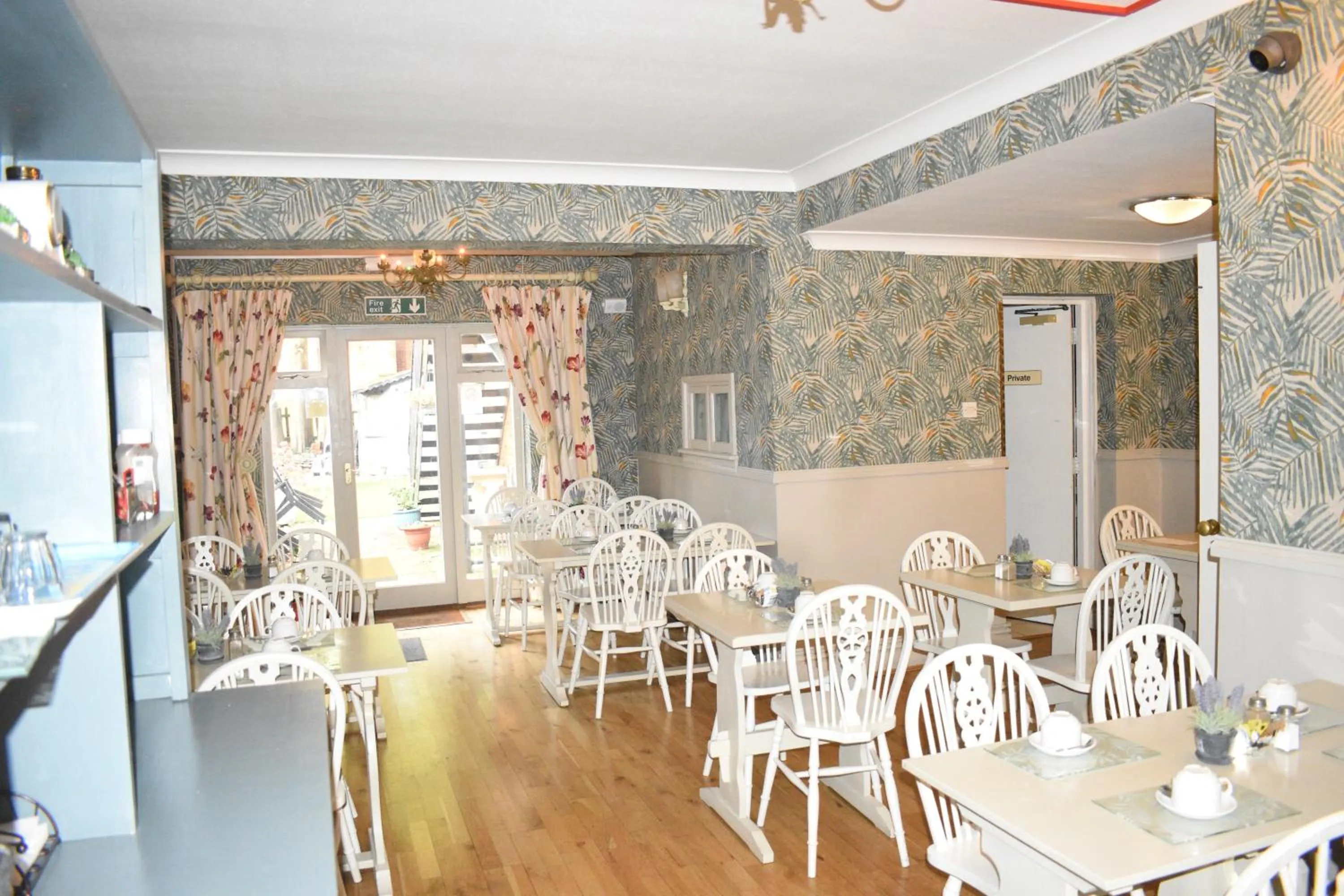 Dining area in Pickwicks Guest House