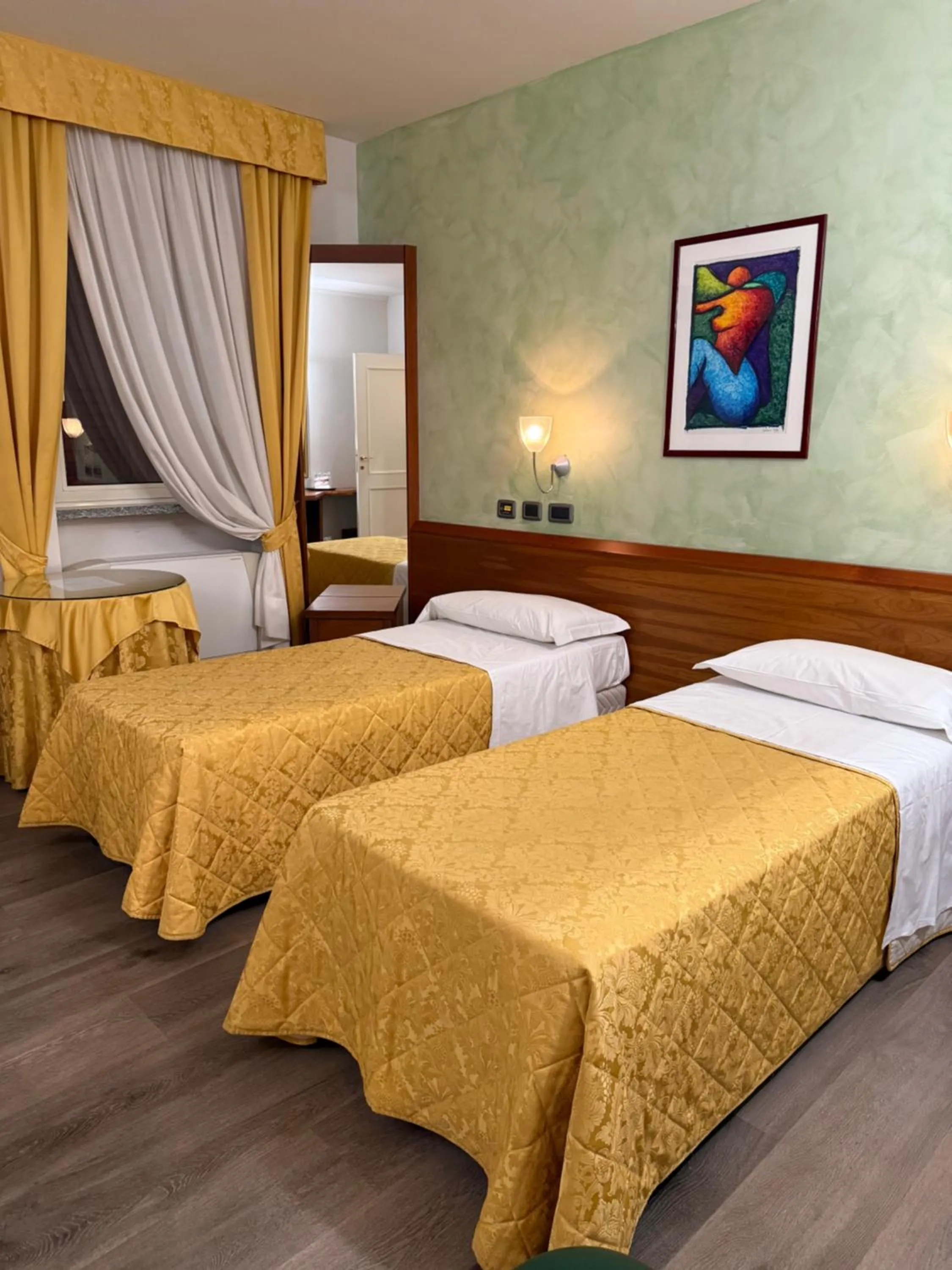 Bed in Hotel Motel Sporting