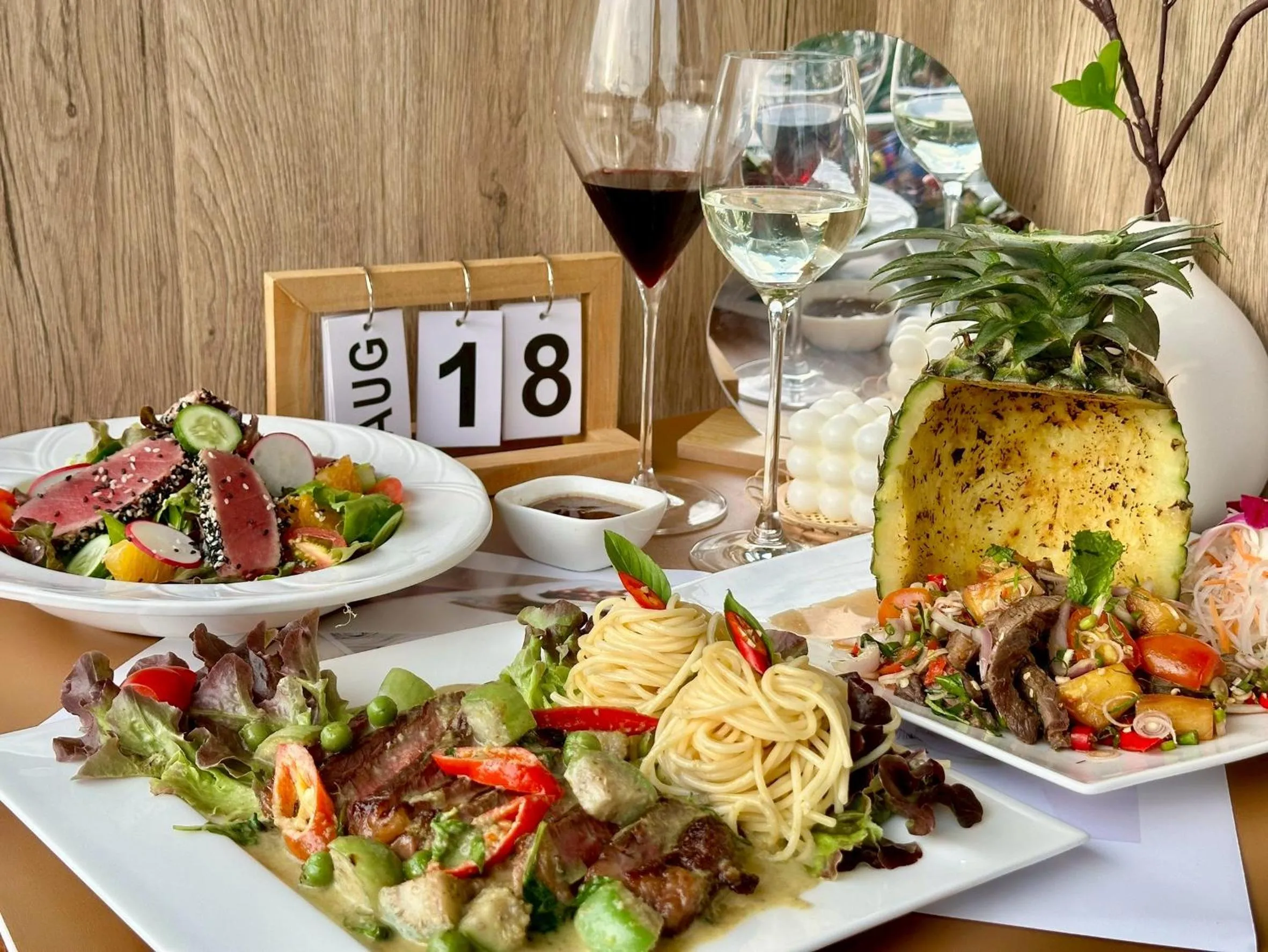 Restaurant/places to eat in Dragon River Avenue