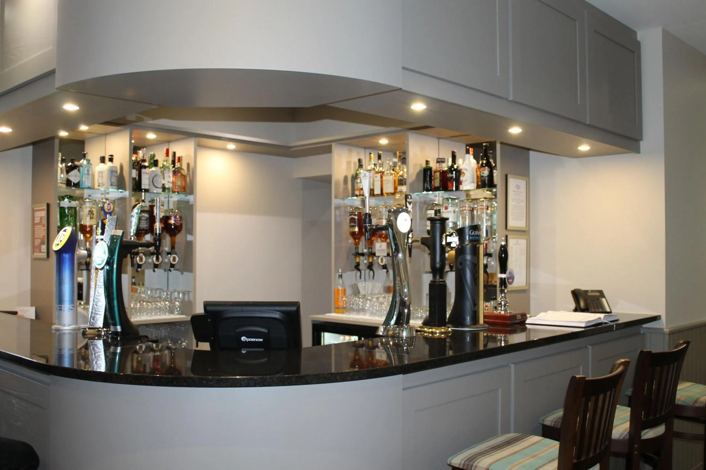 Restaurant/places to eat in Northern Sands Hotel