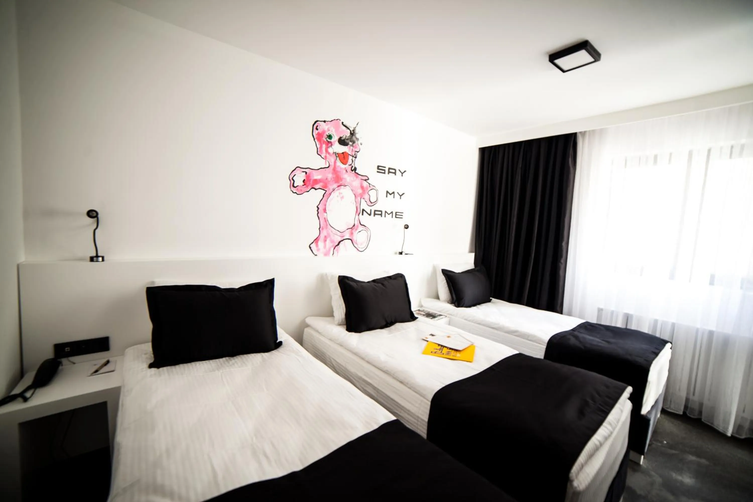 Bed in Inn 65 Budget