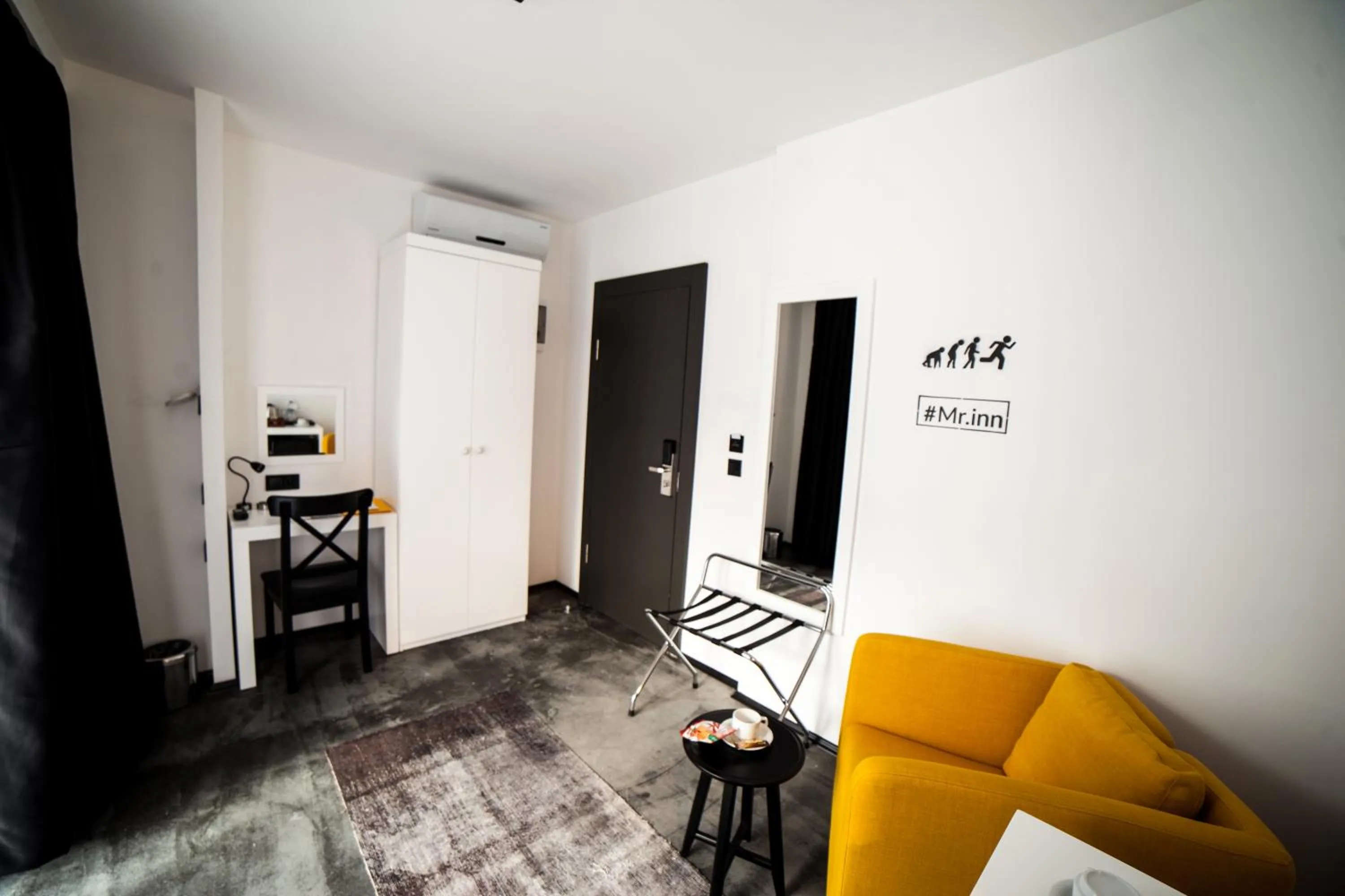 TV and multimedia, Seating Area in Inn 65 Budget