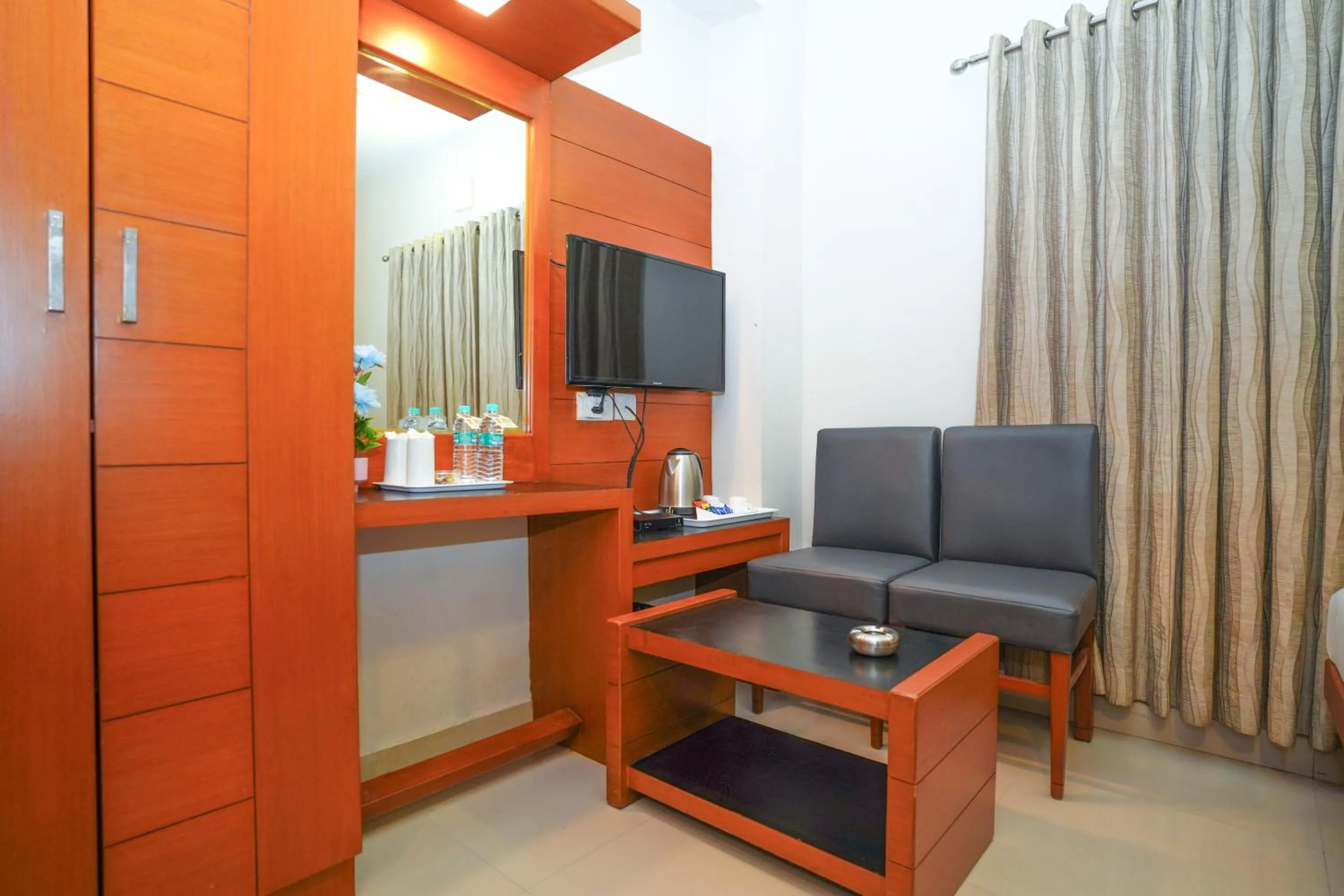 Seating area in Zaith Residency Near US Consulate & Apollo hospitals