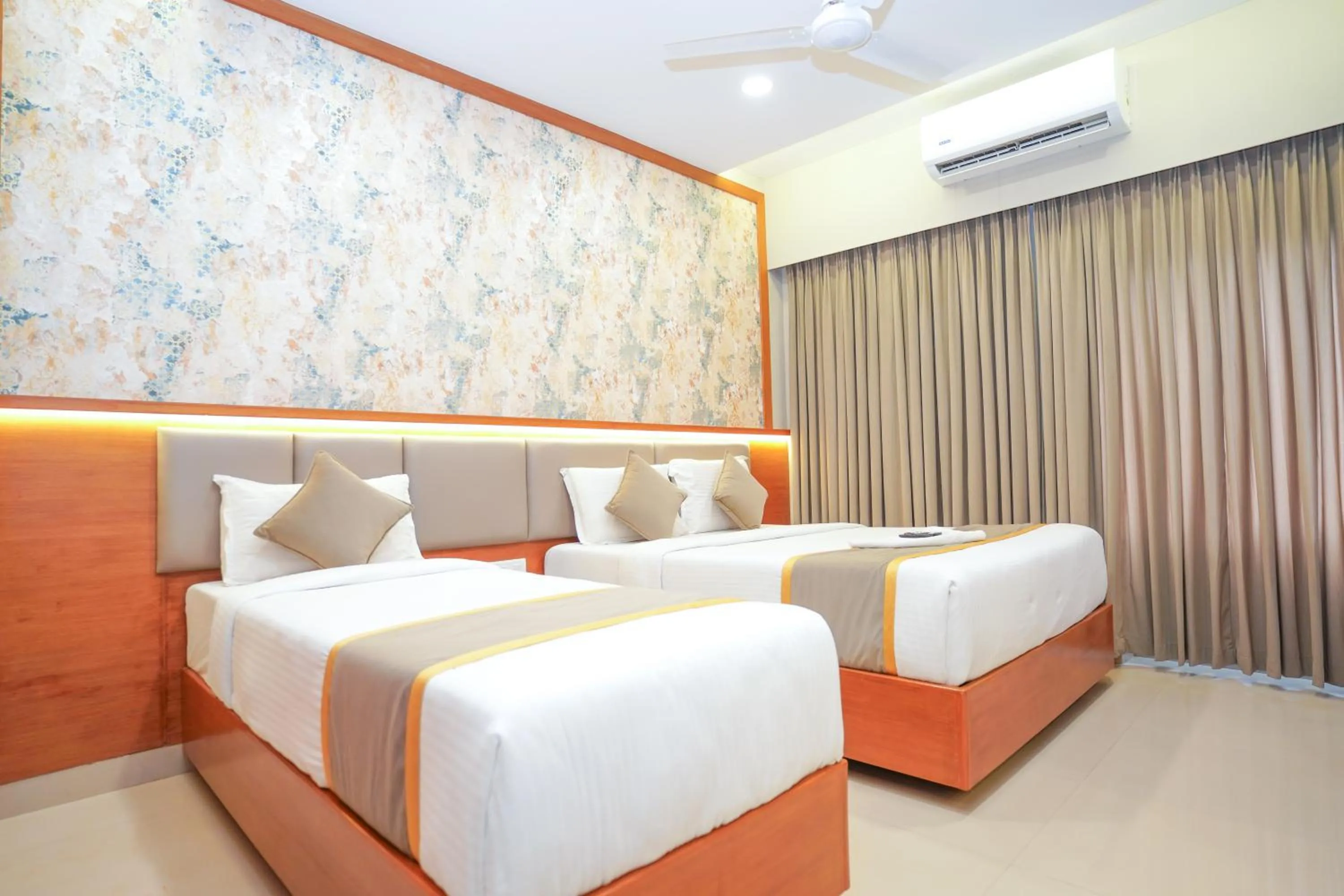 Bed in Zaith Residency Near US Consulate & Apollo hospitals