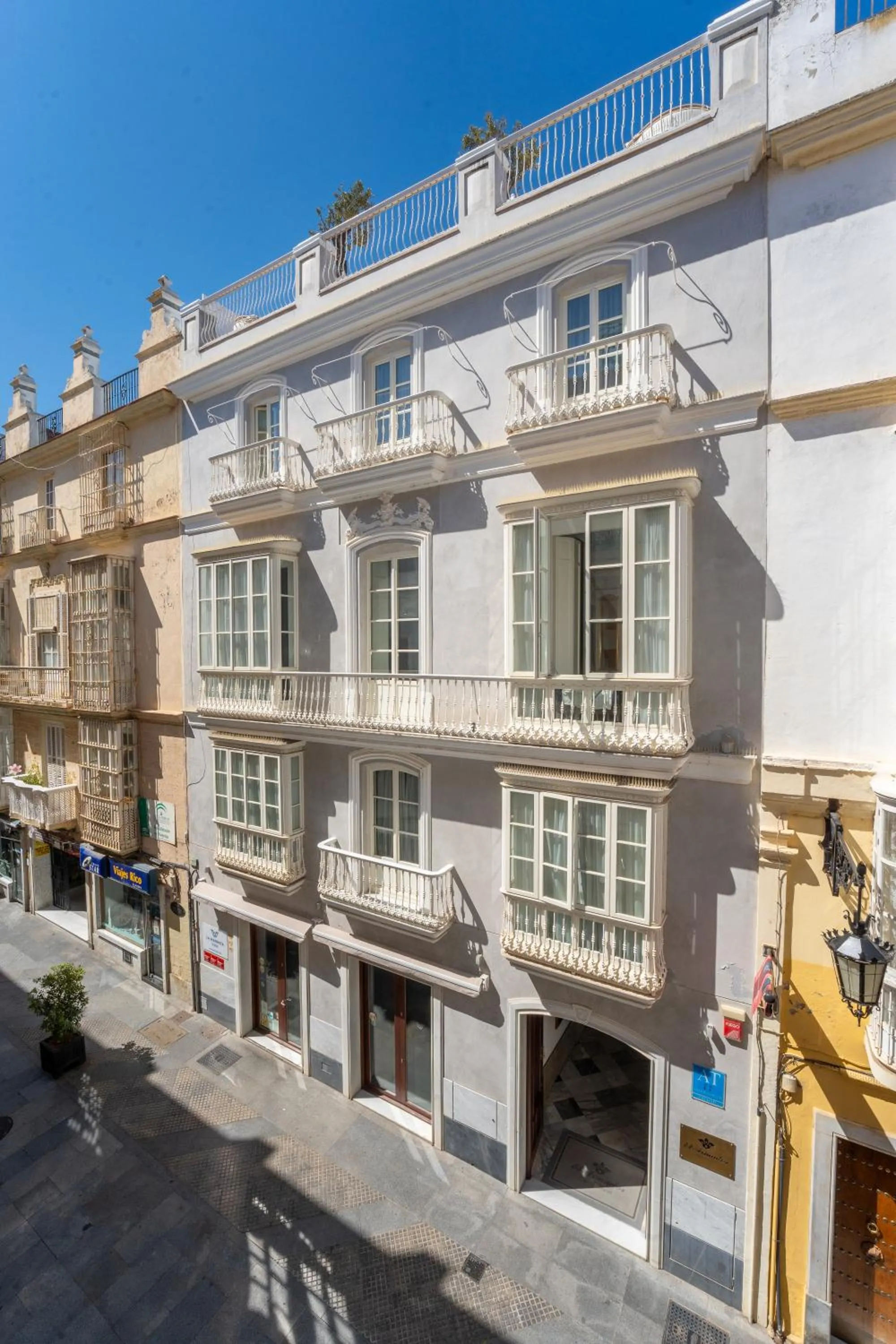 Property building in El Armador Casa Palacio by Luxury Suites Cádiz