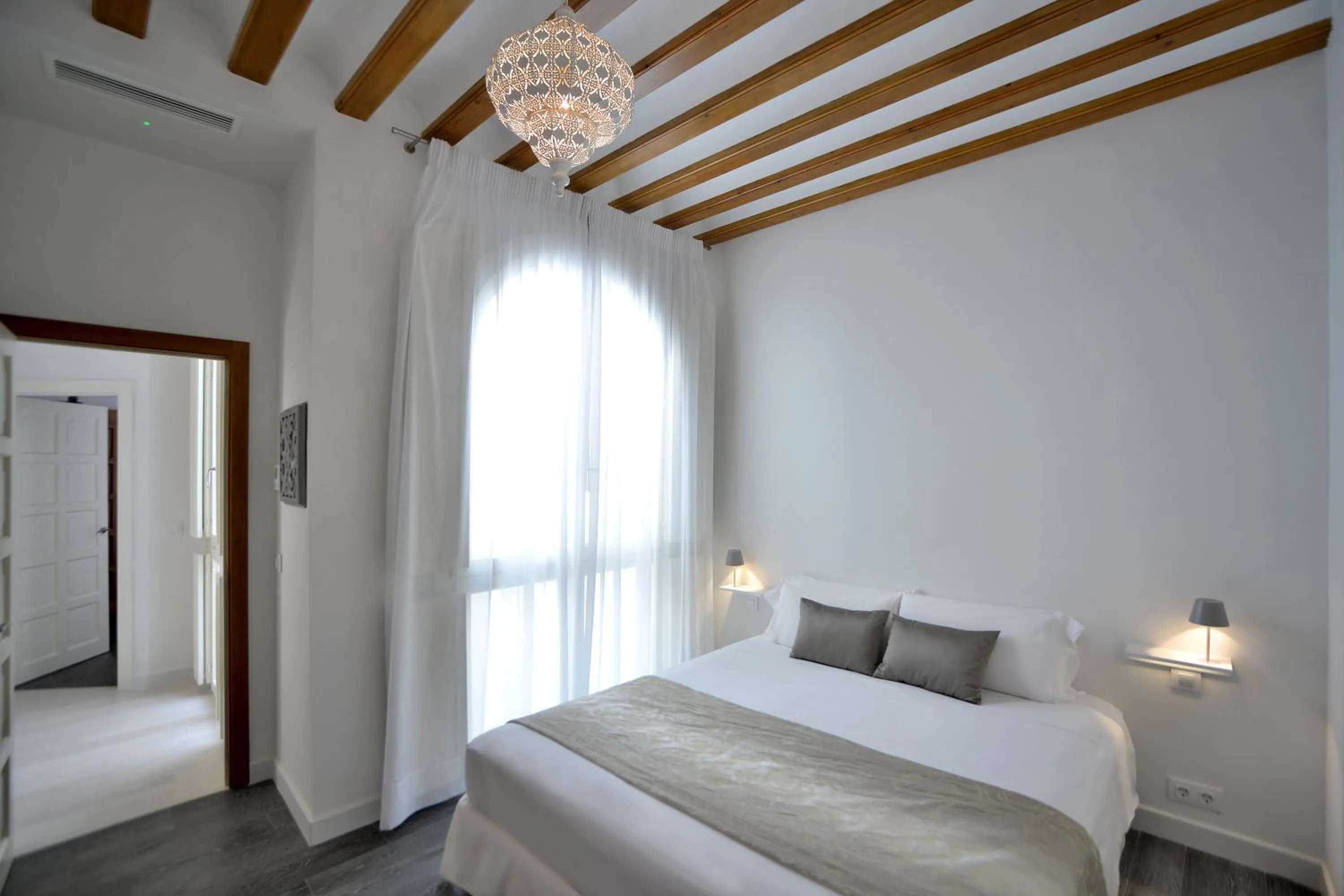 Bedroom, Bed in El Armador Casa Palacio by Luxury Suites Cádiz