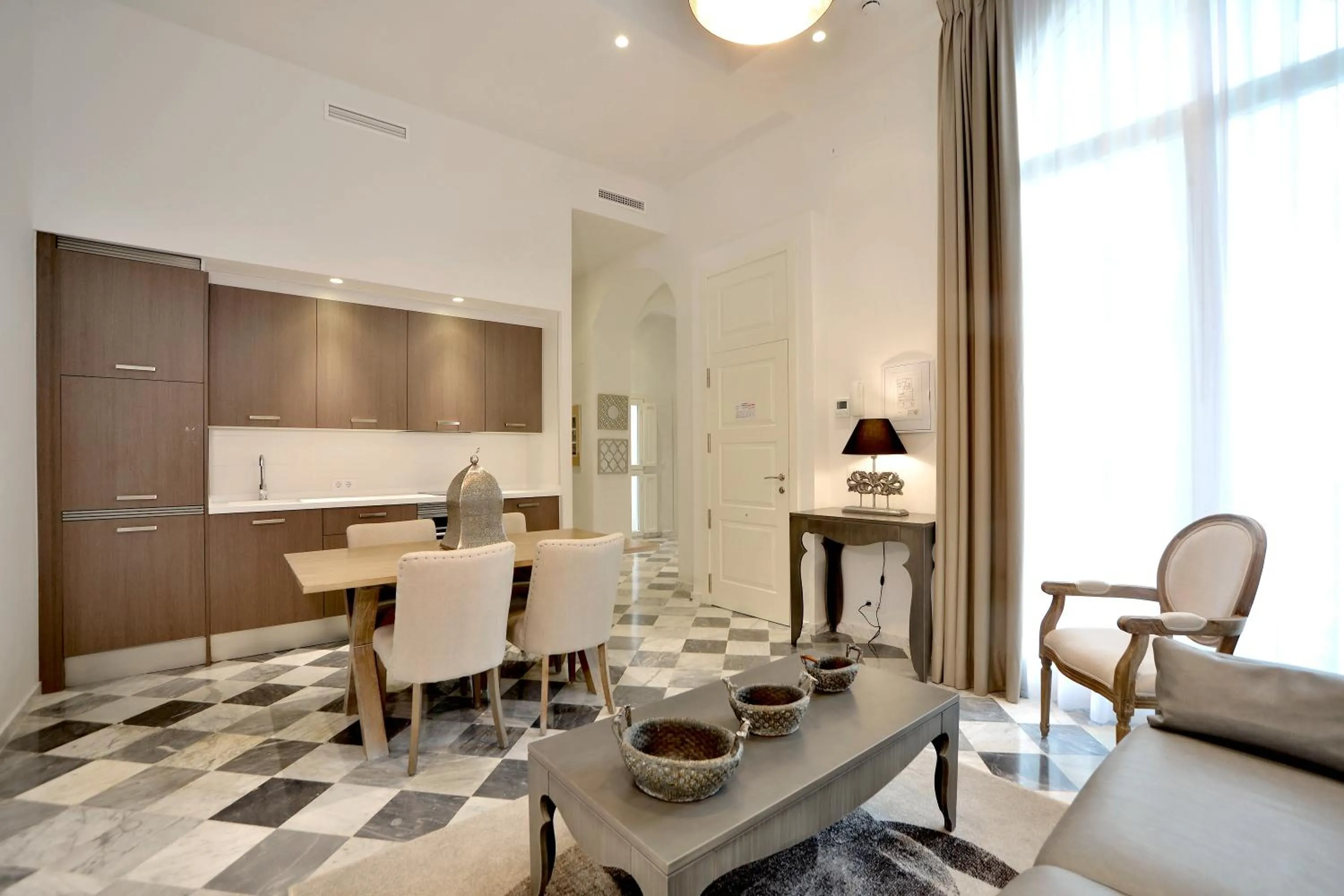 Kitchen or kitchenette in El Armador Casa Palacio by Luxury Suites Cádiz