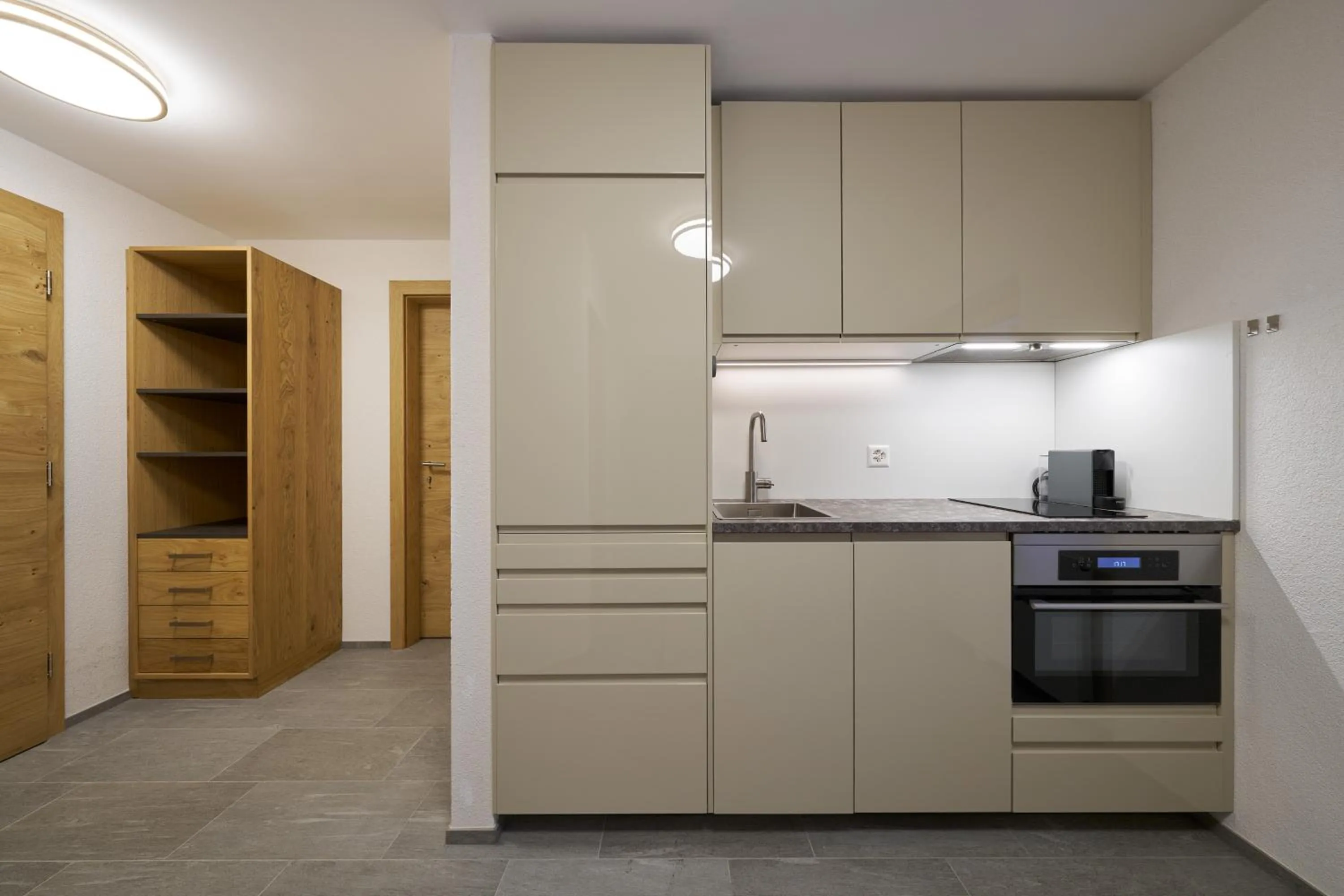 dishwasher in Aparthotel Grischuna