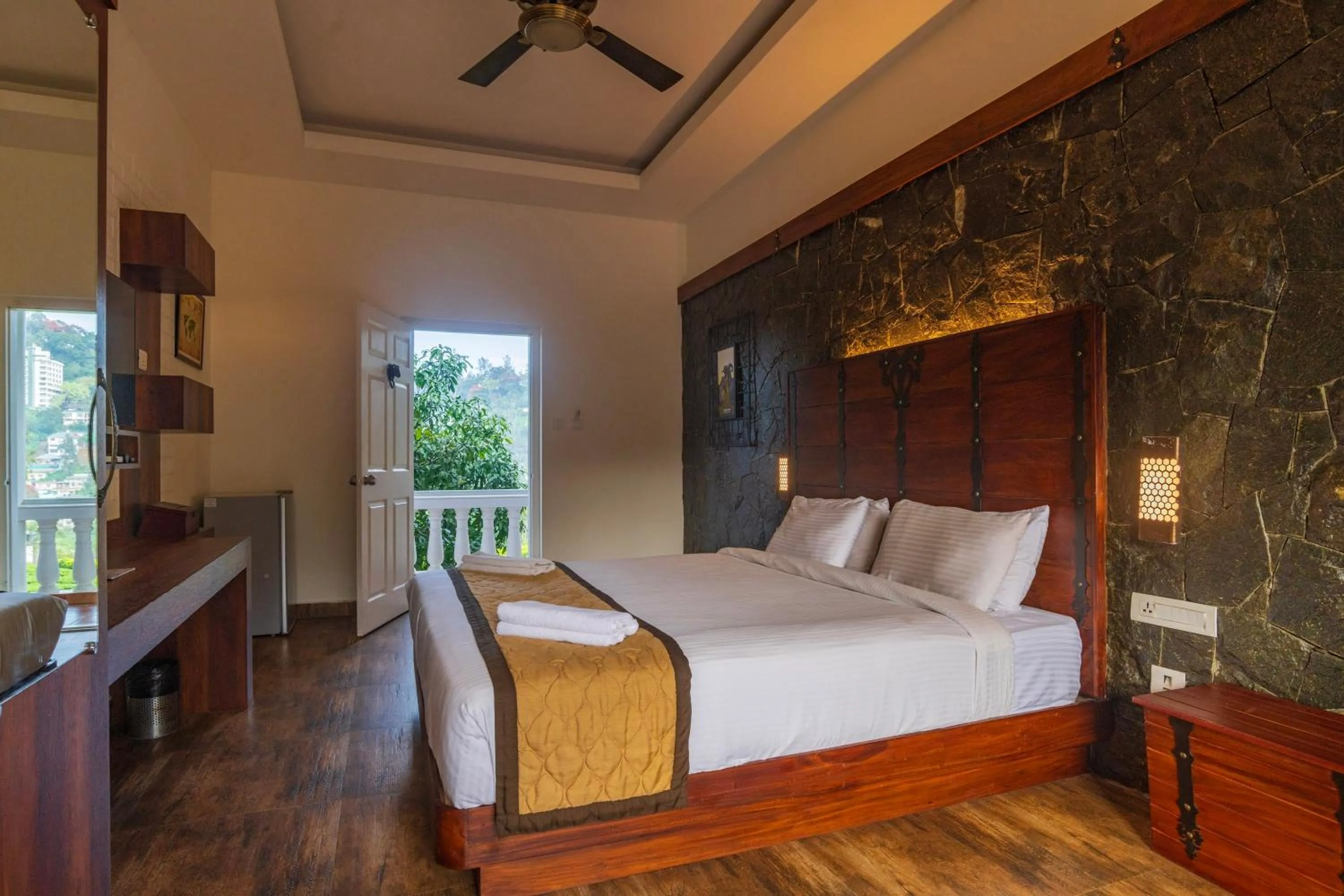 Bedroom, Bed in Tea Harvester