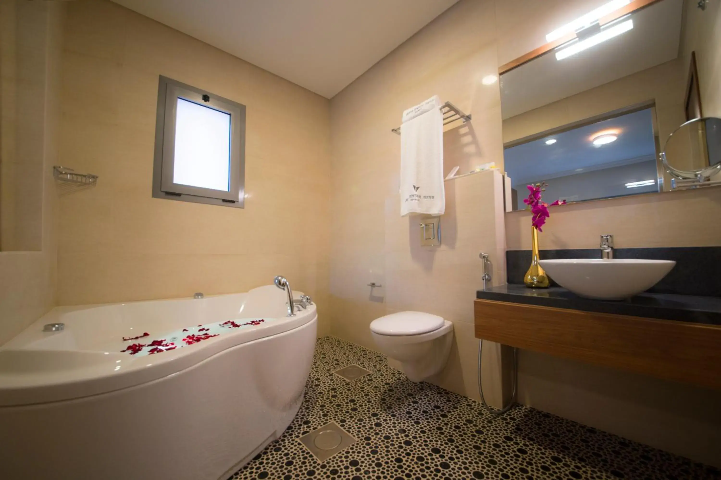 Premium One Bedroom Suite with Spa Bath in Urban Central Suites - Beirut Premium One Bedroom Suite with Spa Bath in Urban Central Suites - Beirut