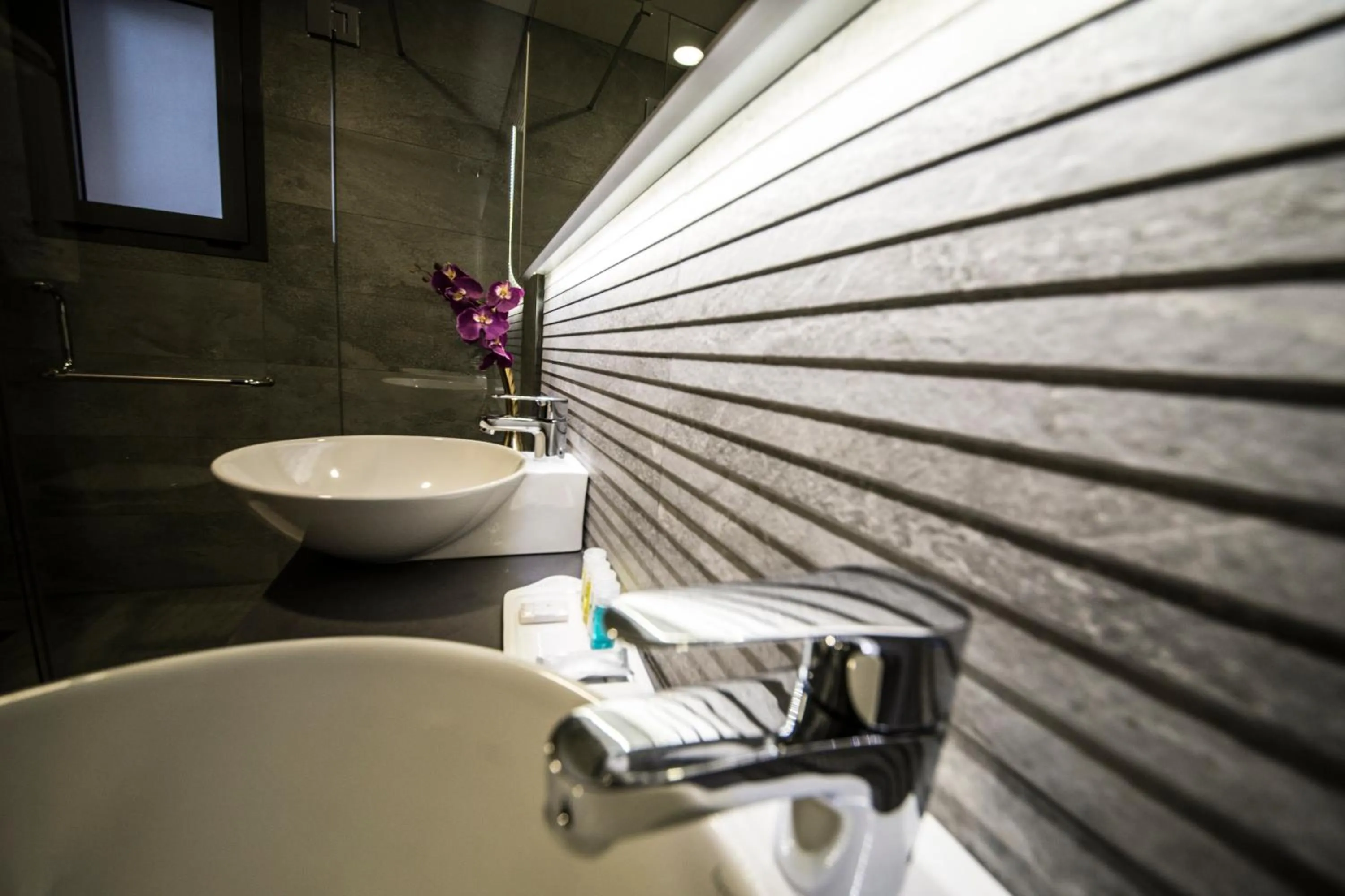 People in Urban Central Suites - Beirut