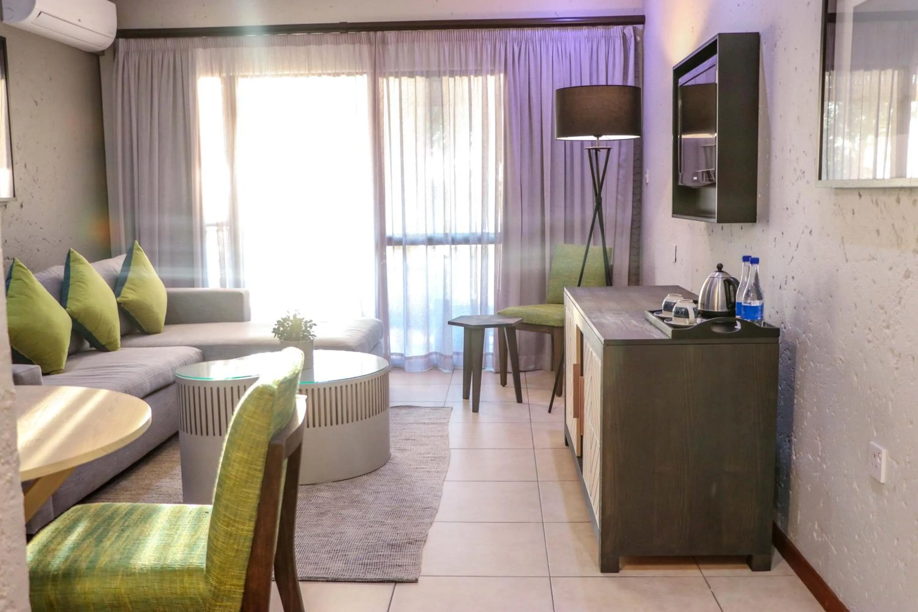 TV and multimedia in Cresta Mowana Safari Resort & Spa