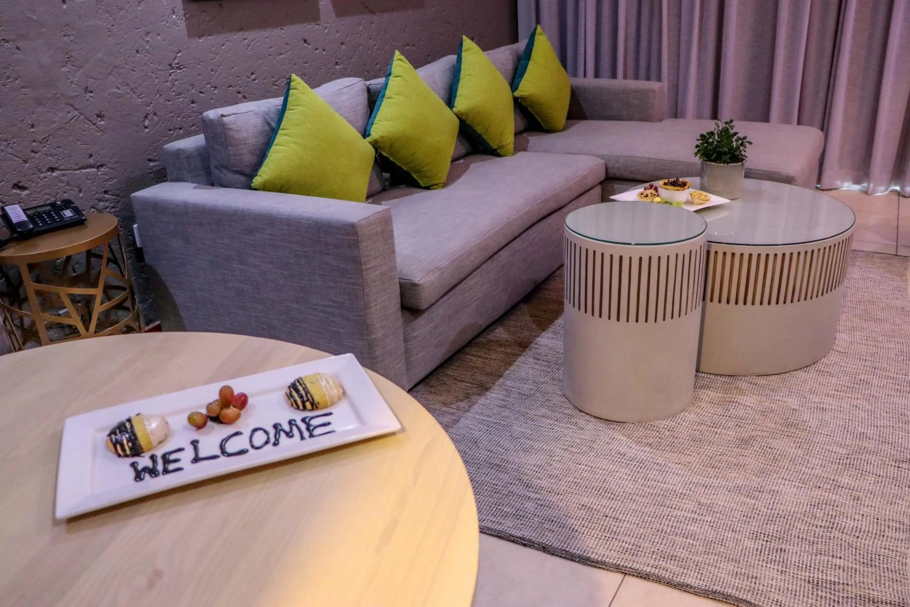 Living room in Cresta Mowana Safari Resort & Spa