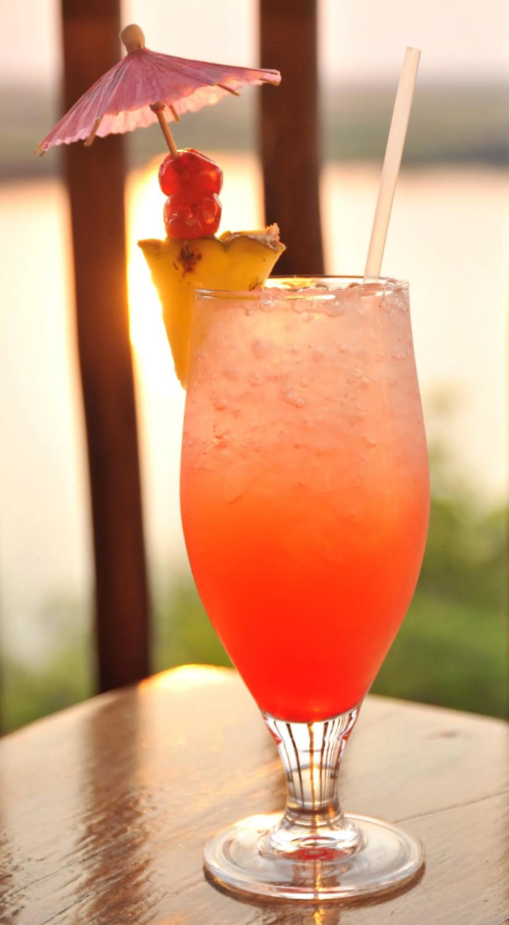 Lounge or bar in Cresta Mowana Safari Resort & Spa