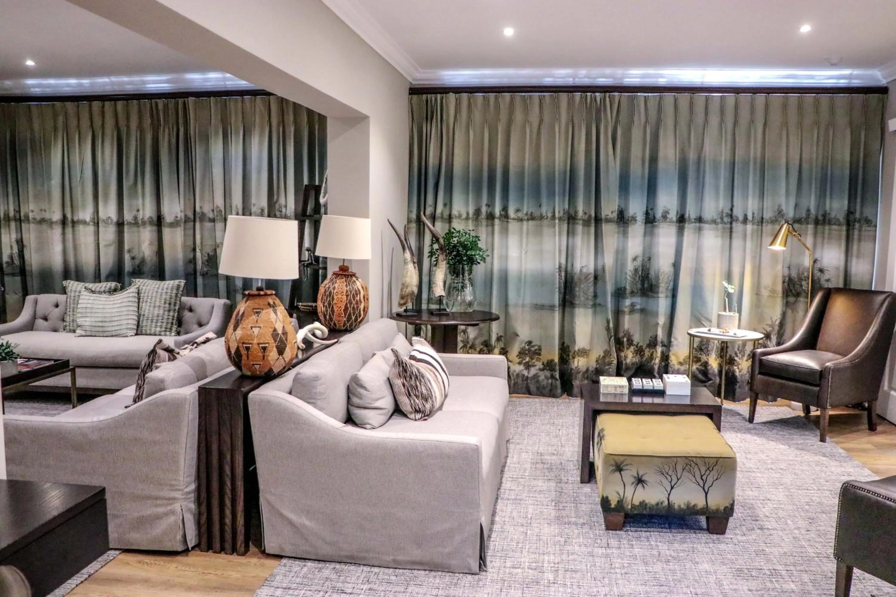 Living room in Cresta Mowana Safari Resort & Spa