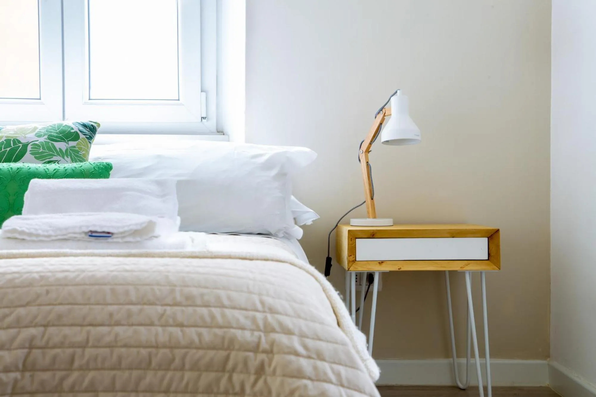 Shower, Bed in A+ Bed and Breakfast