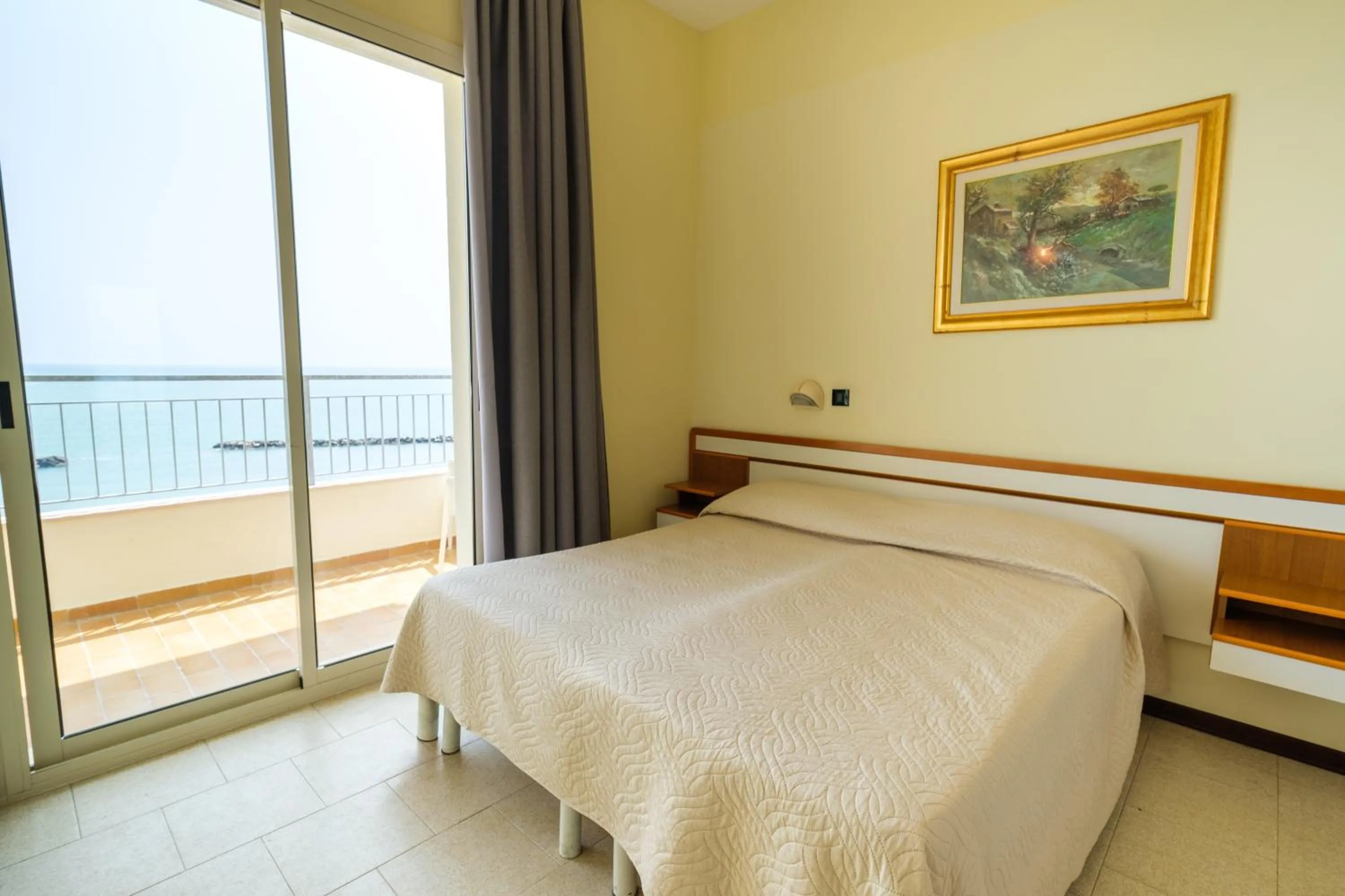 Bed in Hotel Classic - Azzurro Club