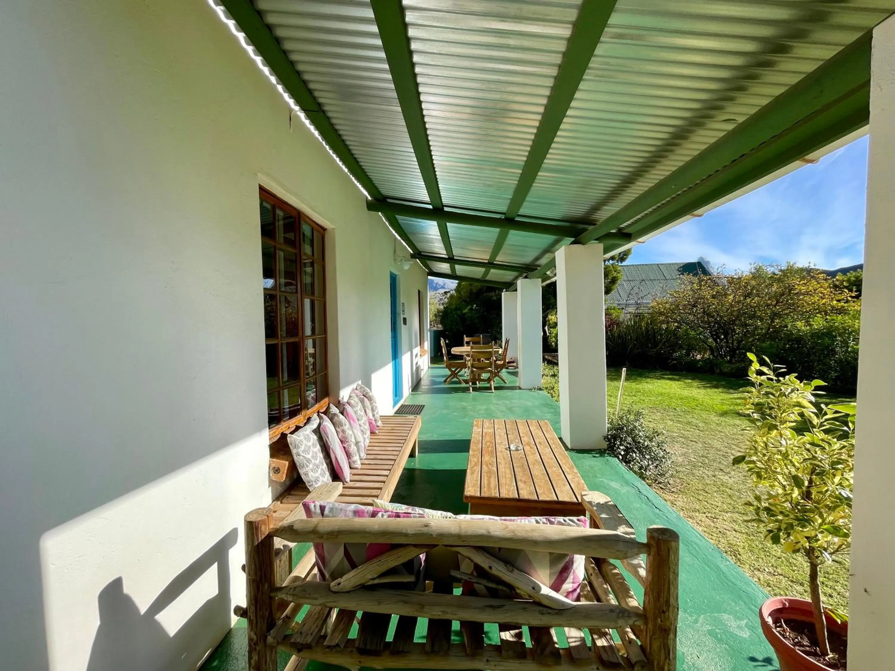 Patio in Blue Cow Barn - Boutique Farm