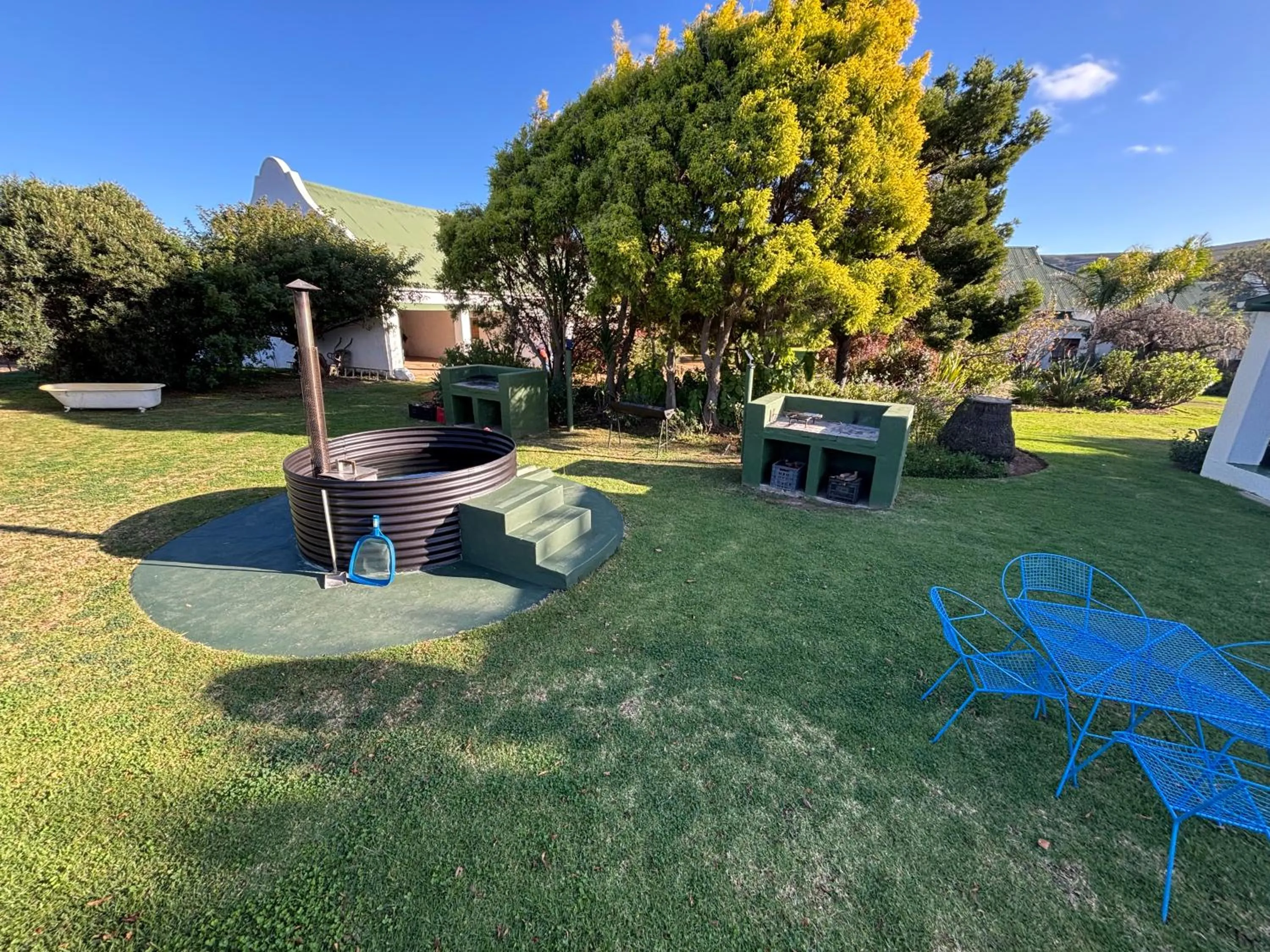 Spring in Blue Cow Barn - Boutique Farm