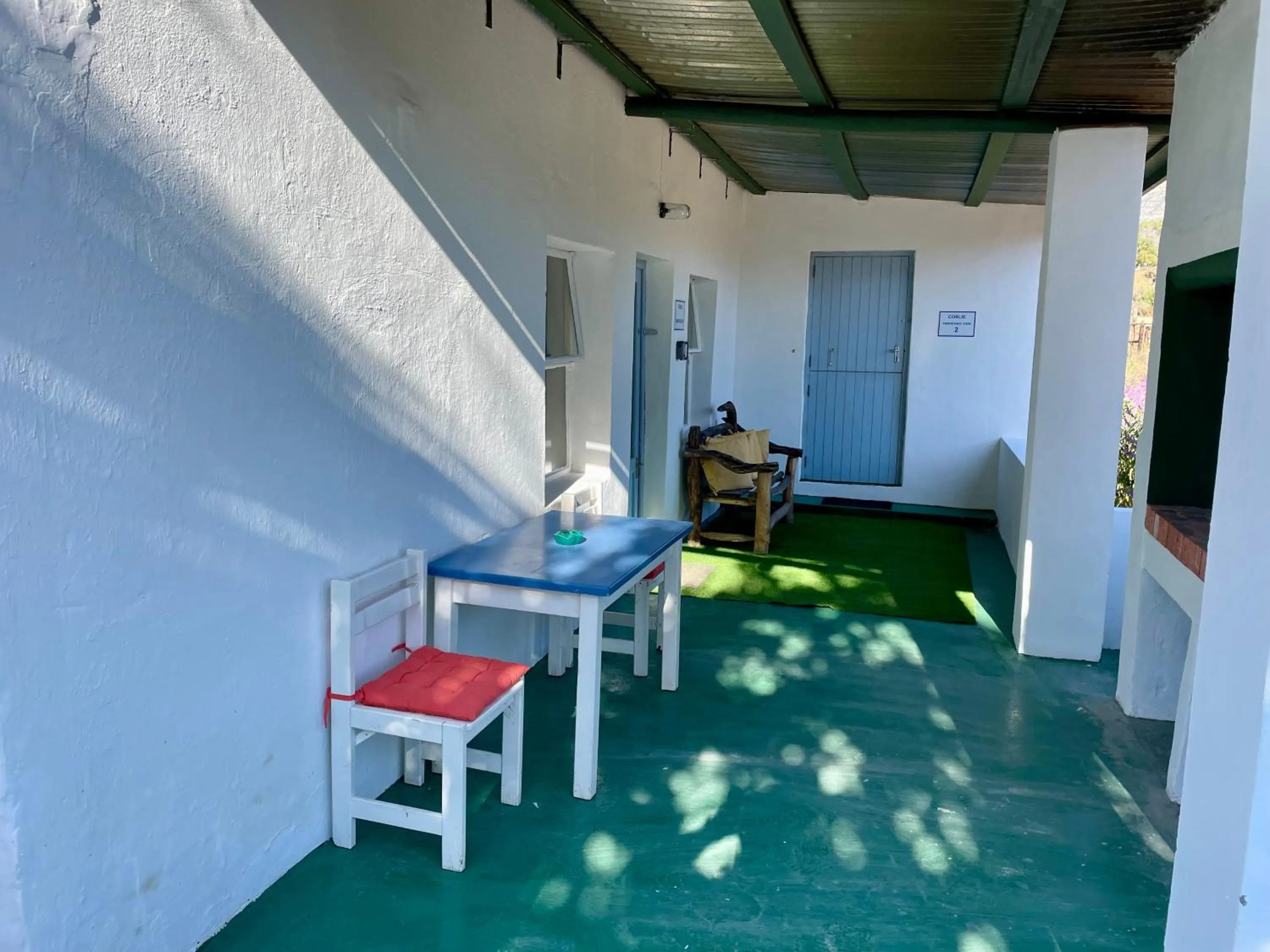 Patio in Blue Cow Barn - Boutique Farm