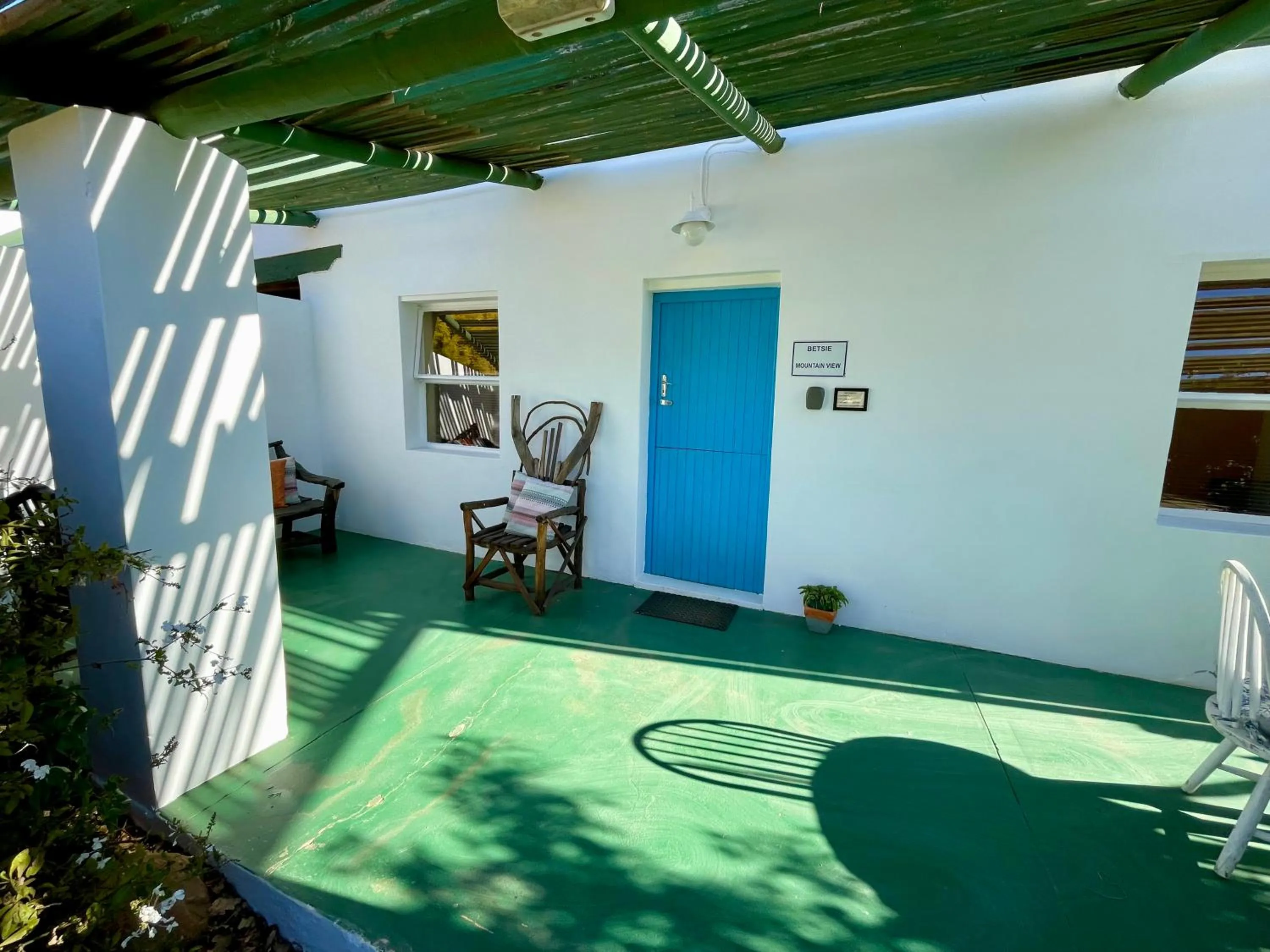 Patio in Blue Cow Barn - Boutique Farm
