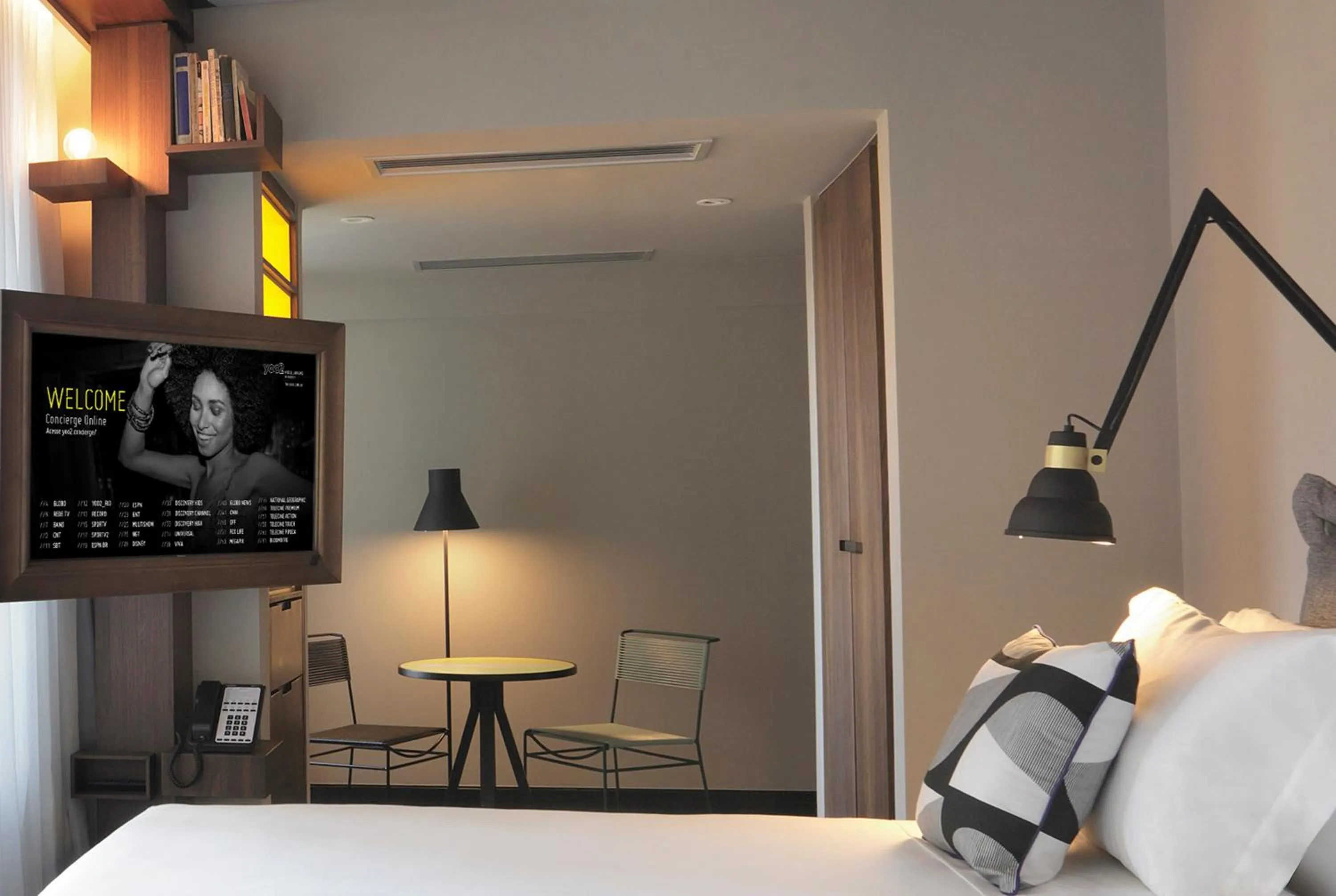 Photo of the whole room, Bed in Yoo2 Rio de Janeiro, Tapestry Collection by Hilton