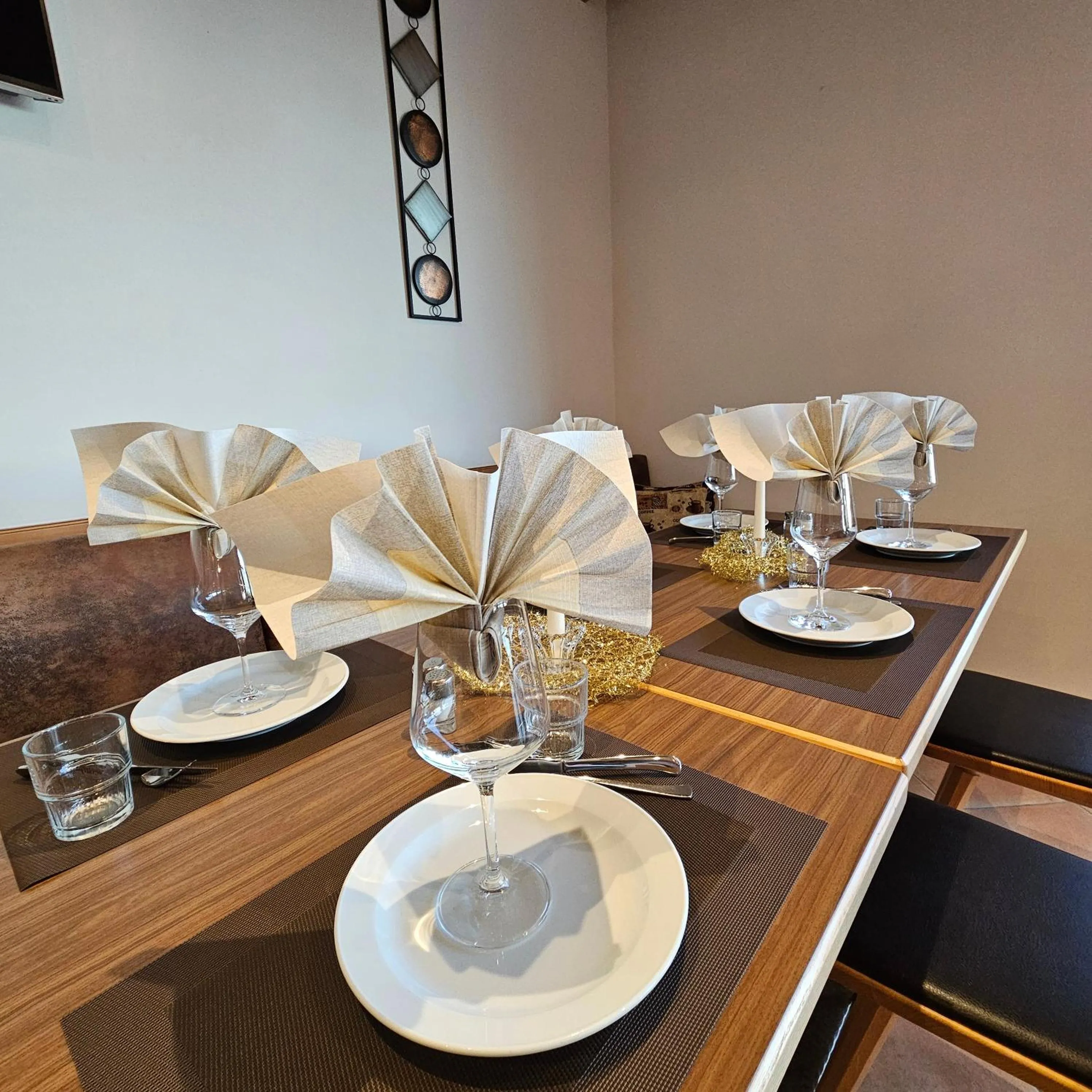 Restaurant/places to eat in Berghotel zum Zirm