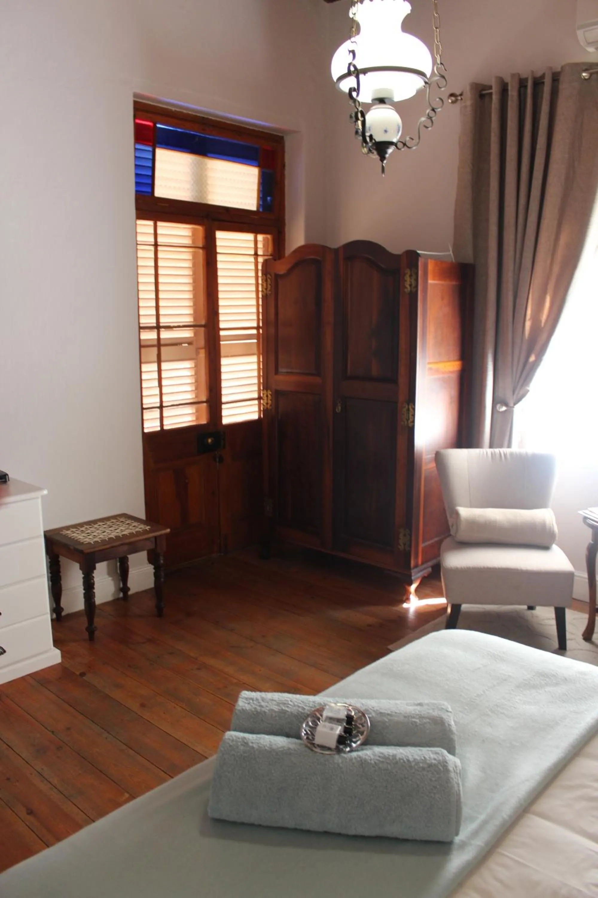 Bed in Carmel Villa B&B or Self-Catering